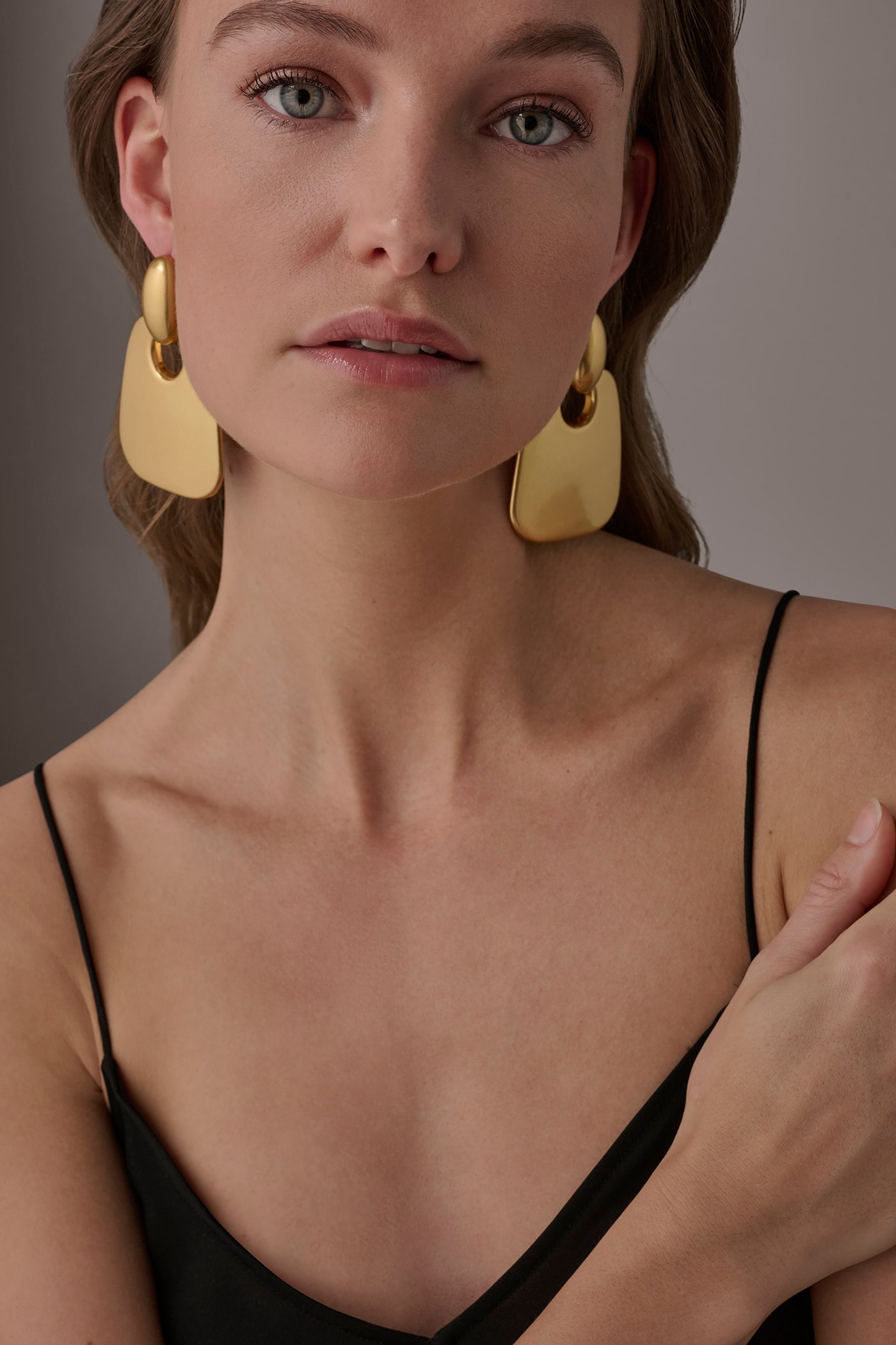 Gold OVERSIZED DOOR KNOCKER WORN GOLD EARRING Donna Karan