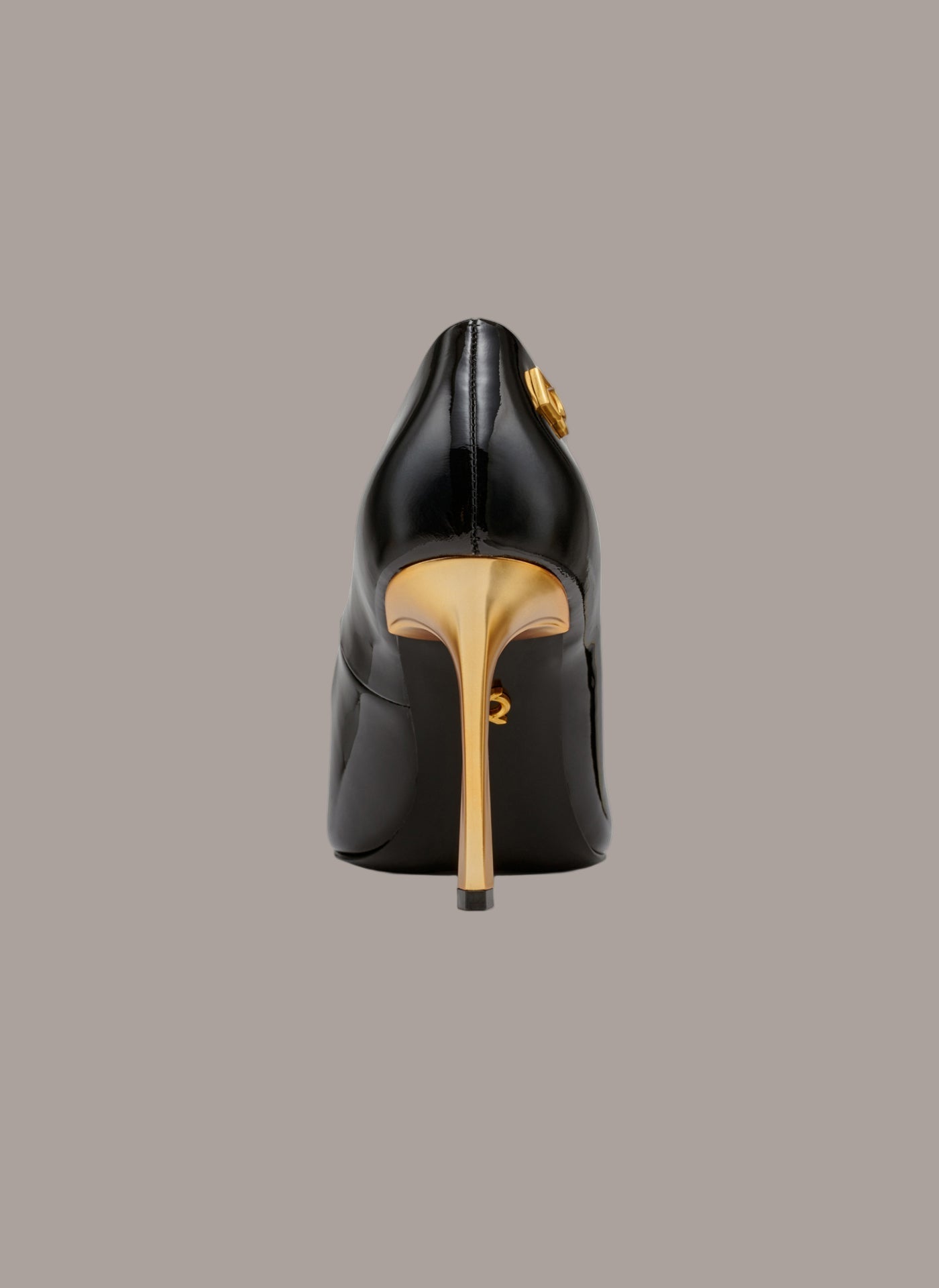 Black SAVITA HIGH PUMP Donna Karan