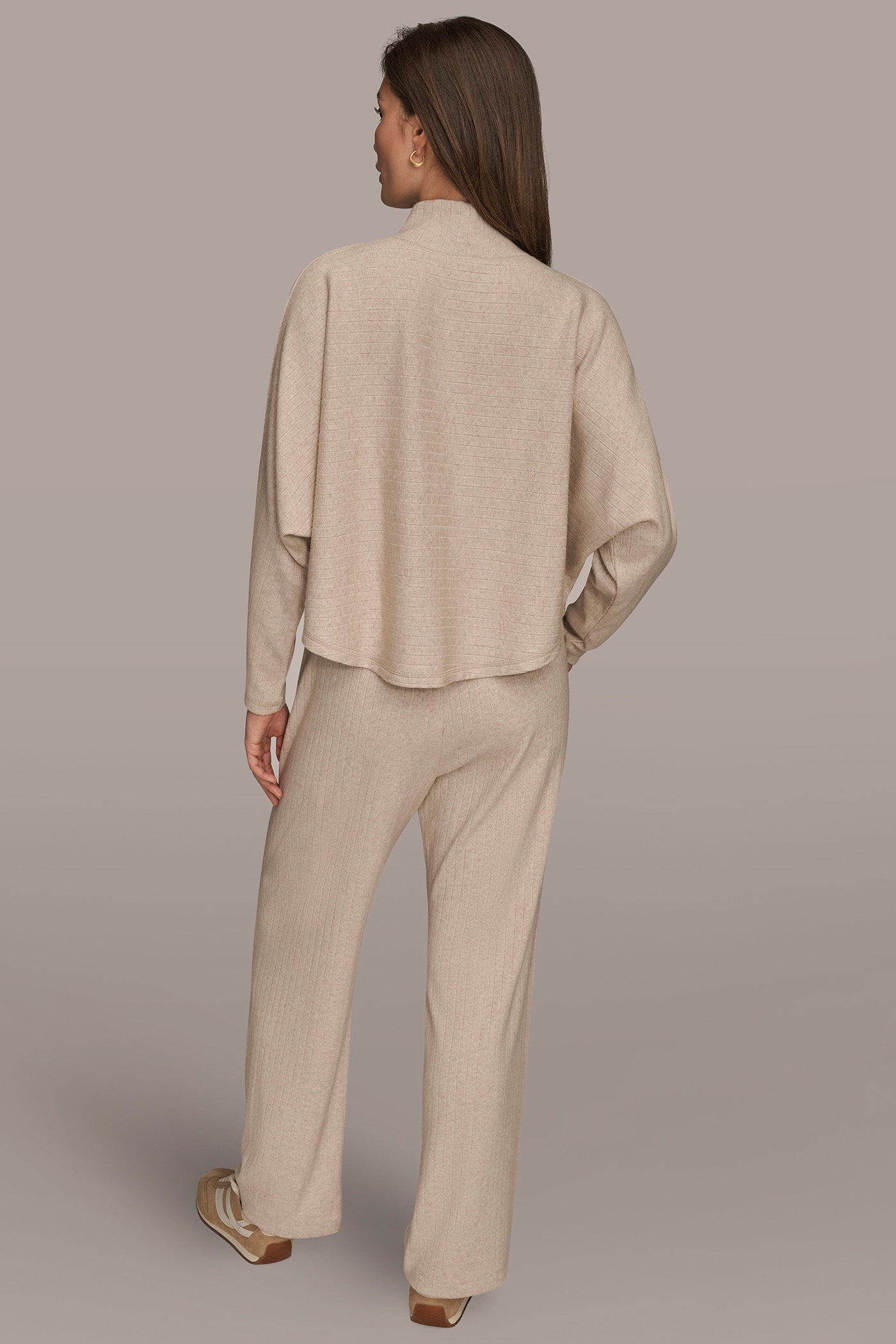 LIGHT FAWN HEATHER MOCK-NECK TOP Donna Karan