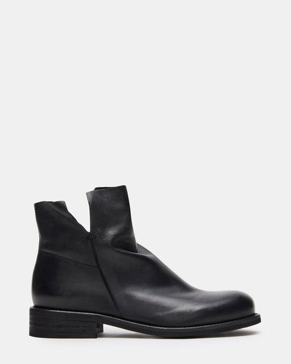 Steve Madden HUGHIE Black Leather Women's Ankle Boot
