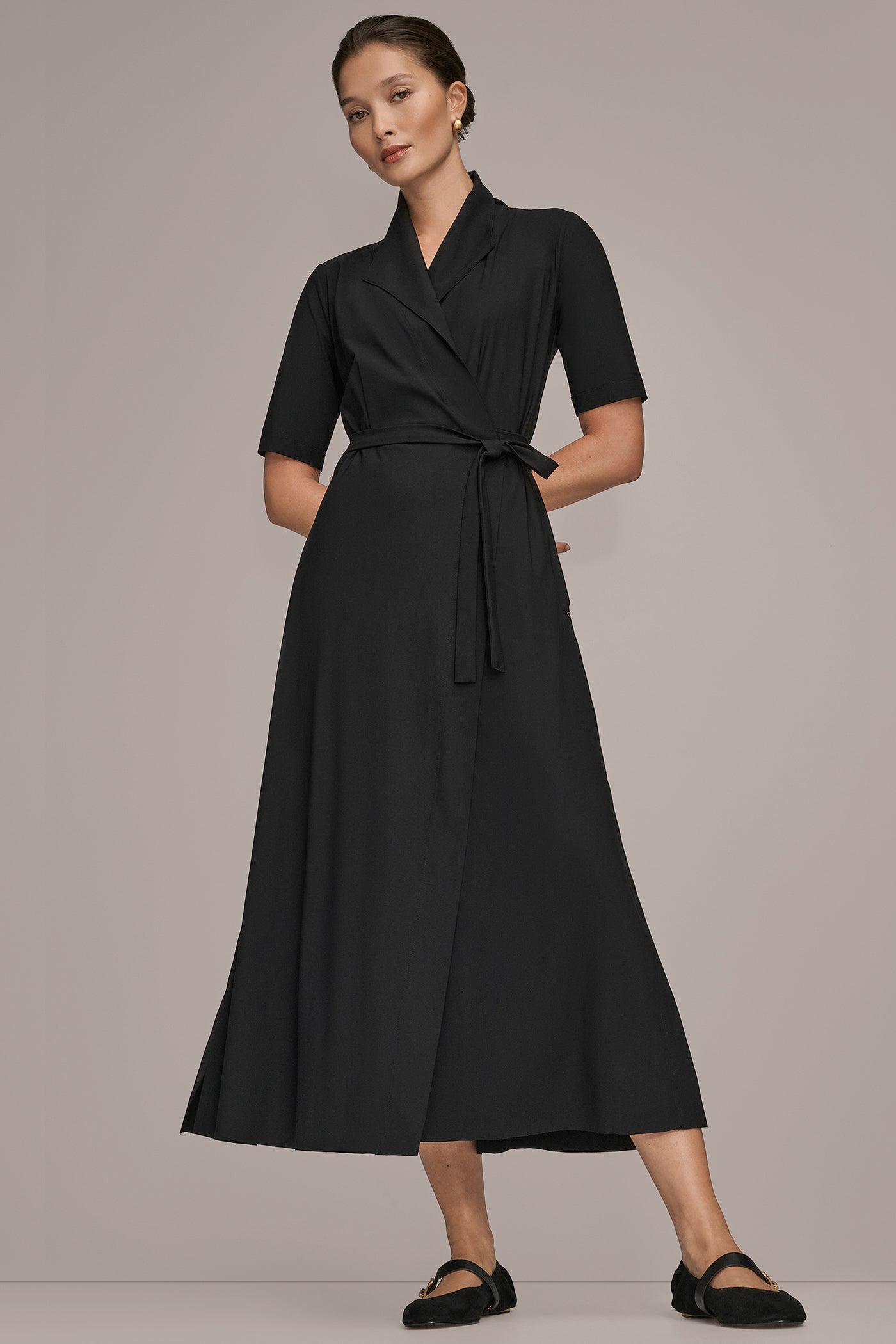Black THE MODERN TRAVEL ELBOW-SLEEVE MIDI WRAP DRESS Donna Karan