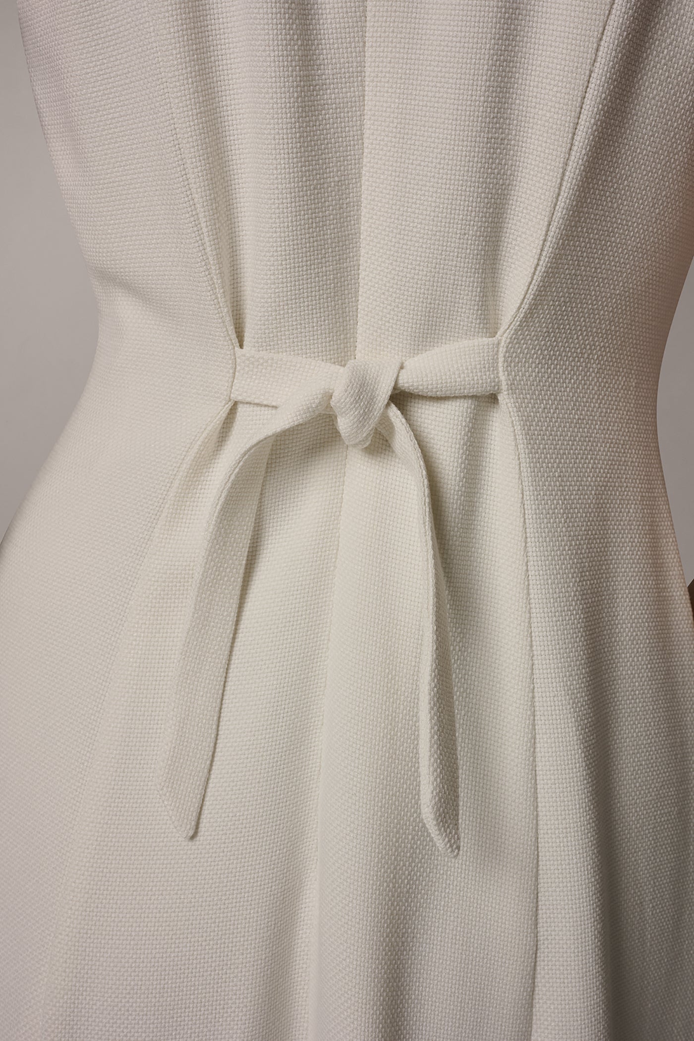 Cream SLEEVELESS CROSS-FRONT MIDI HALTER DRESS Donna Karan