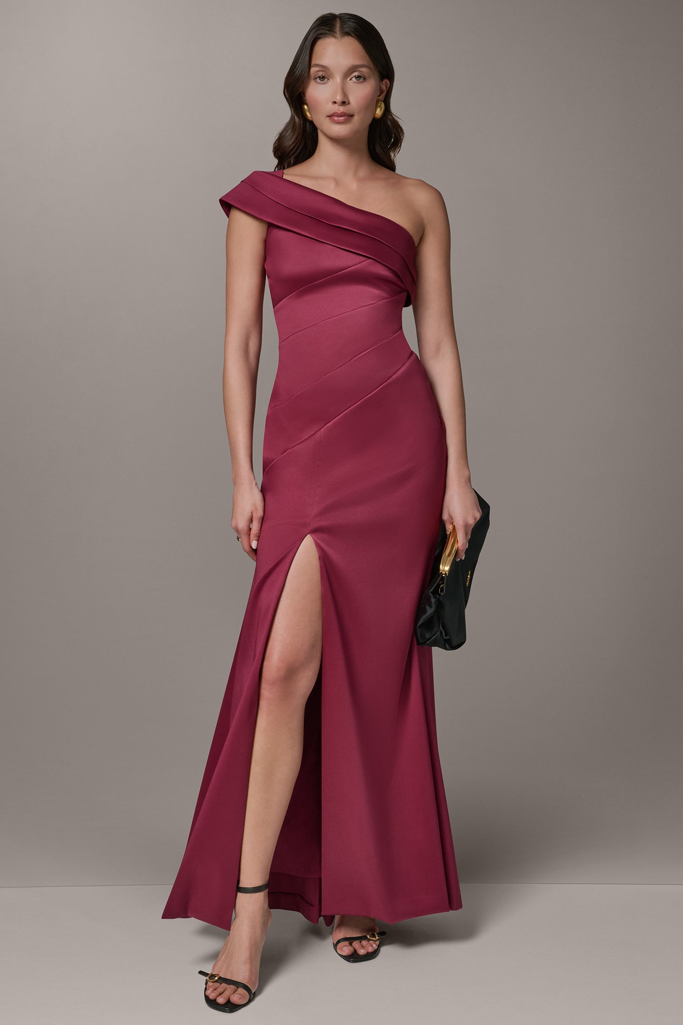Sangria ONE-SHOULDER GOWN Donna Karan