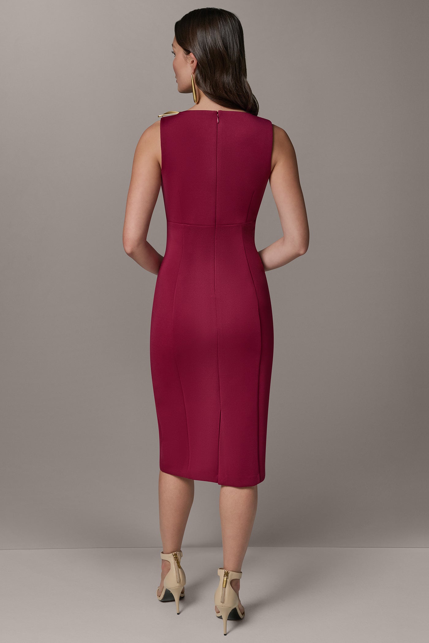 Sangria SLEEVELESS ASYMMETRICAL SHEATH DRESS Donna Karan