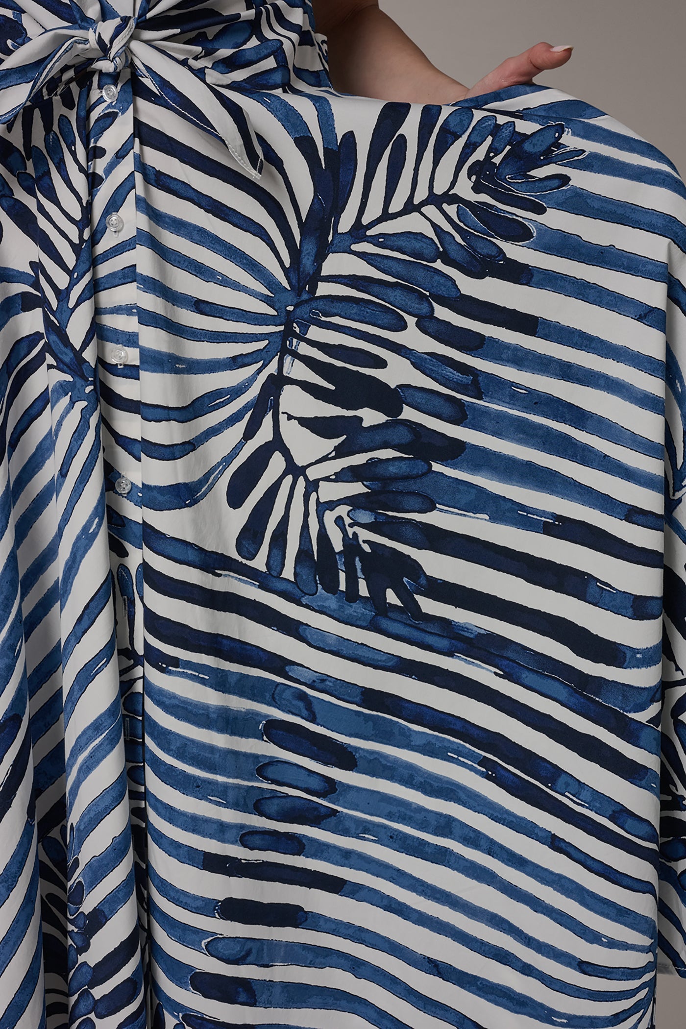 Nightfall Combo Palm SHORT SLEEVE TIE FRONT MAXI SHIRT DRESS Donna Karan