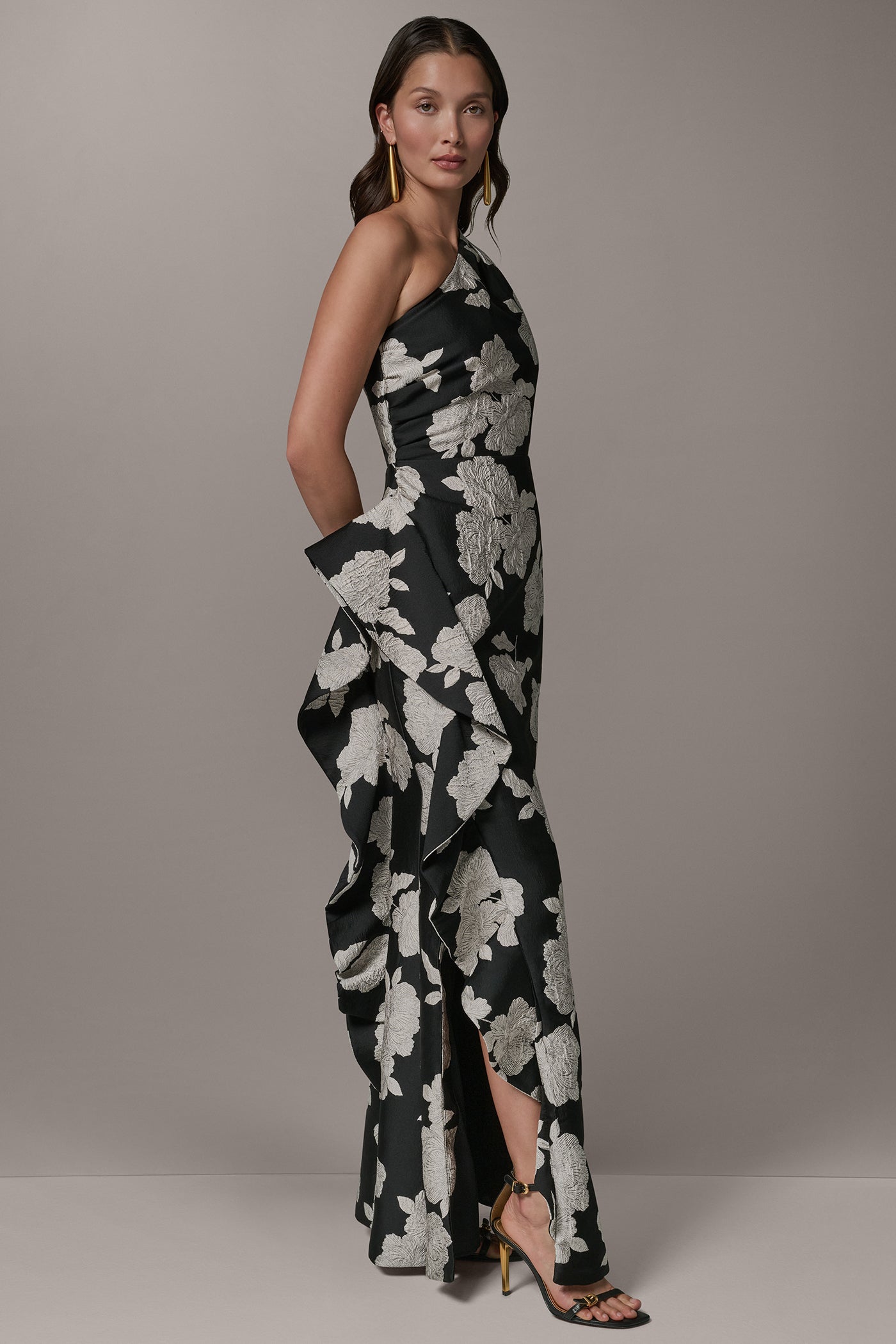 Black Cream ONE SHOULDER FLORAL SIDE RUFFLE GOWN Donna Karan