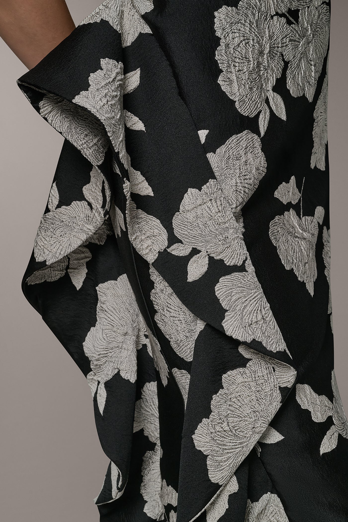 Black Cream ONE SHOULDER FLORAL SIDE RUFFLE GOWN Donna Karan