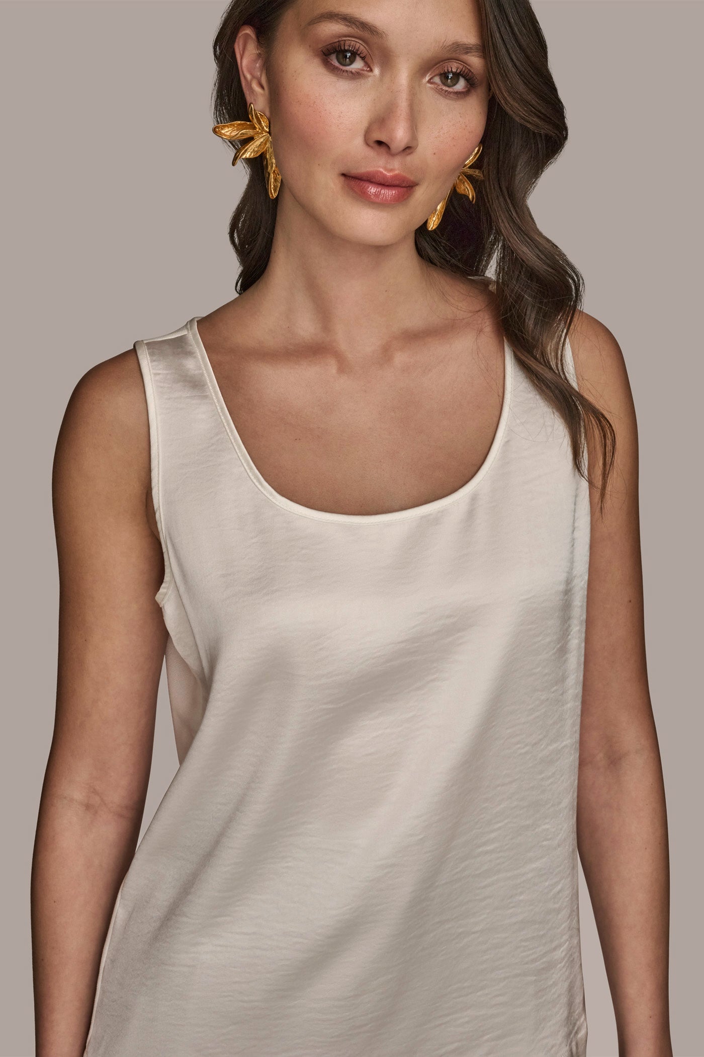 cream SCOOP NECK SHELL Donna Karan