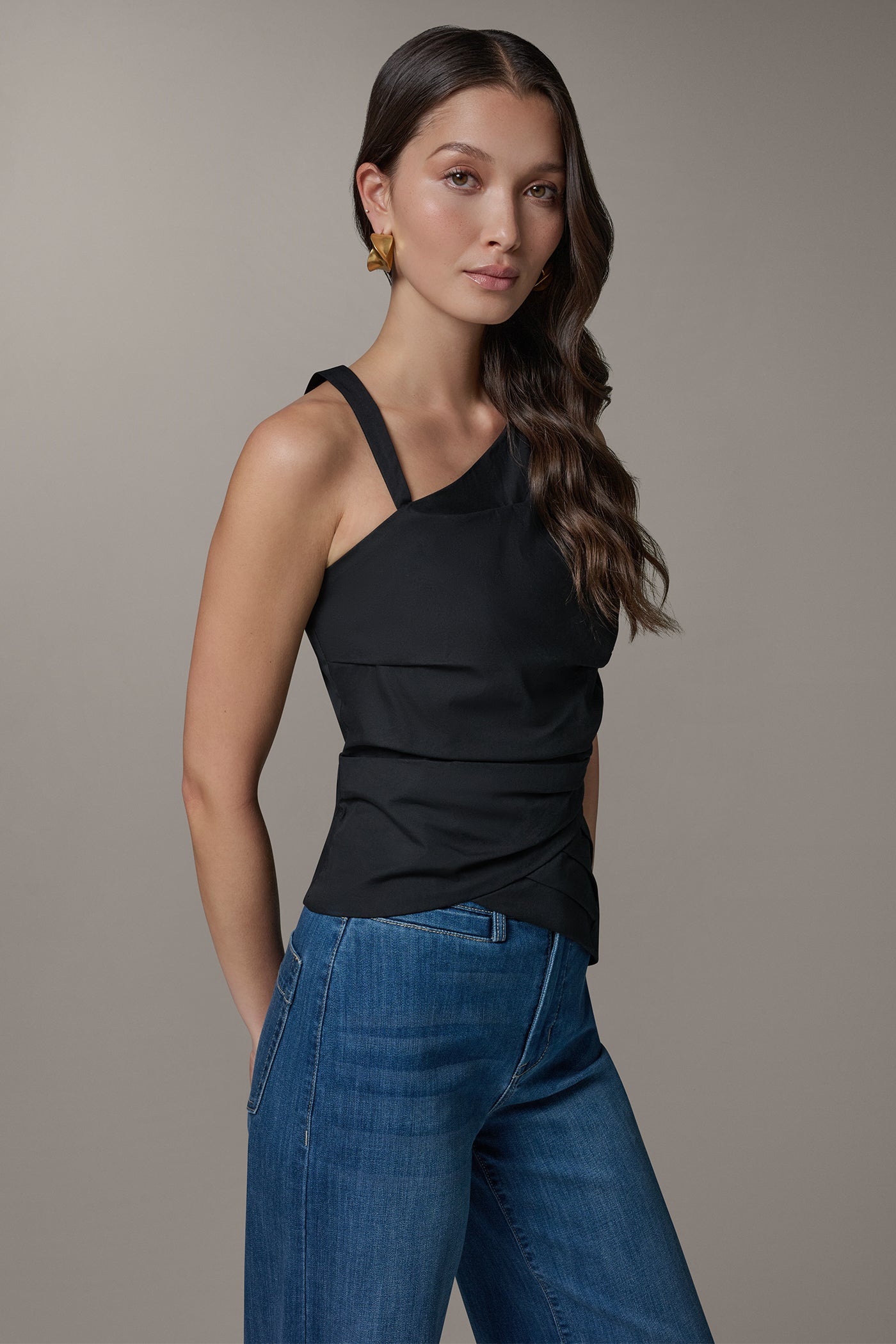 Black SLEEVELESS ASYMMETRIC BLOUSE Donna Karan
