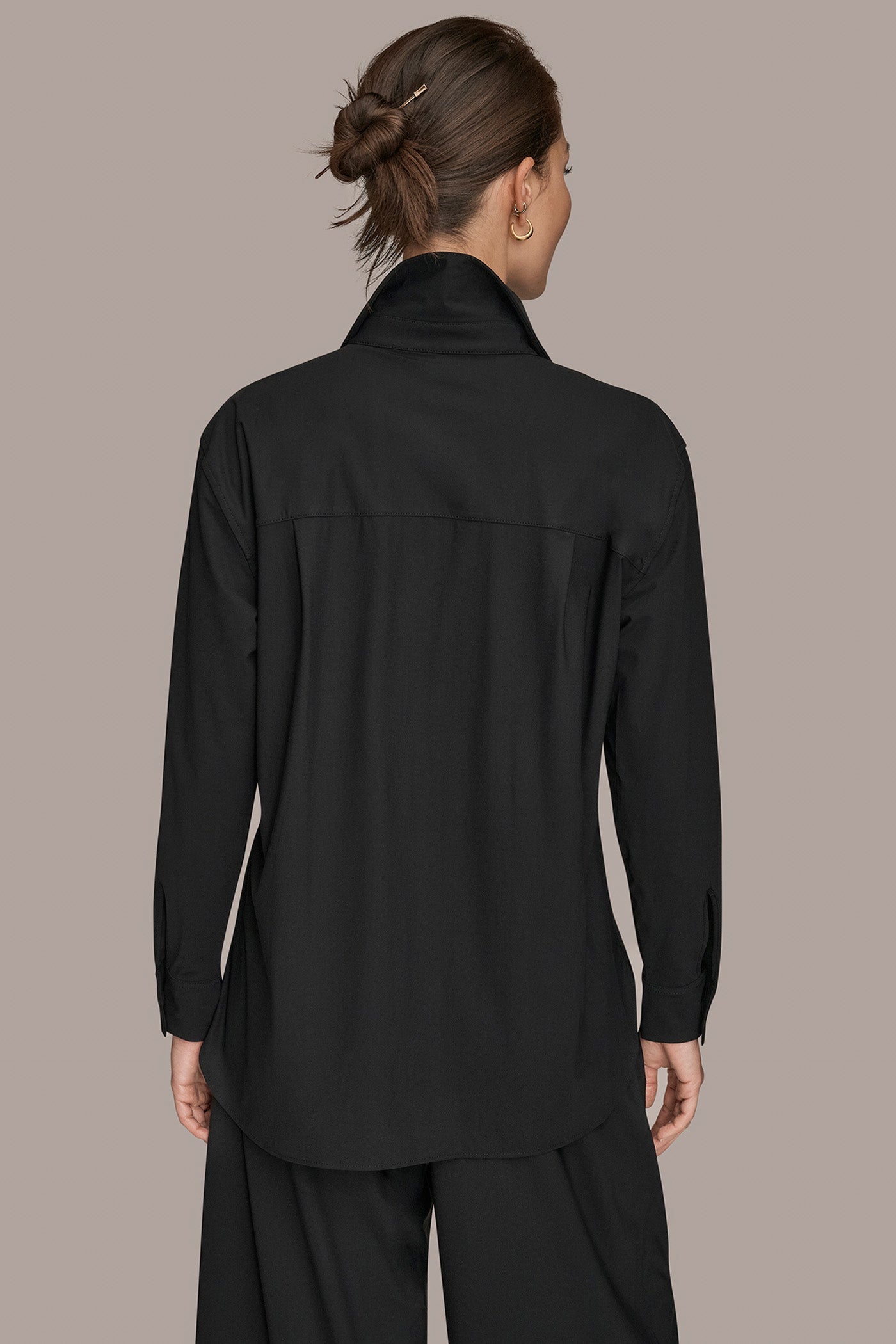 Black THE MODERN TRAVEL BUTTON-DOWN SHIRT Donna Karan