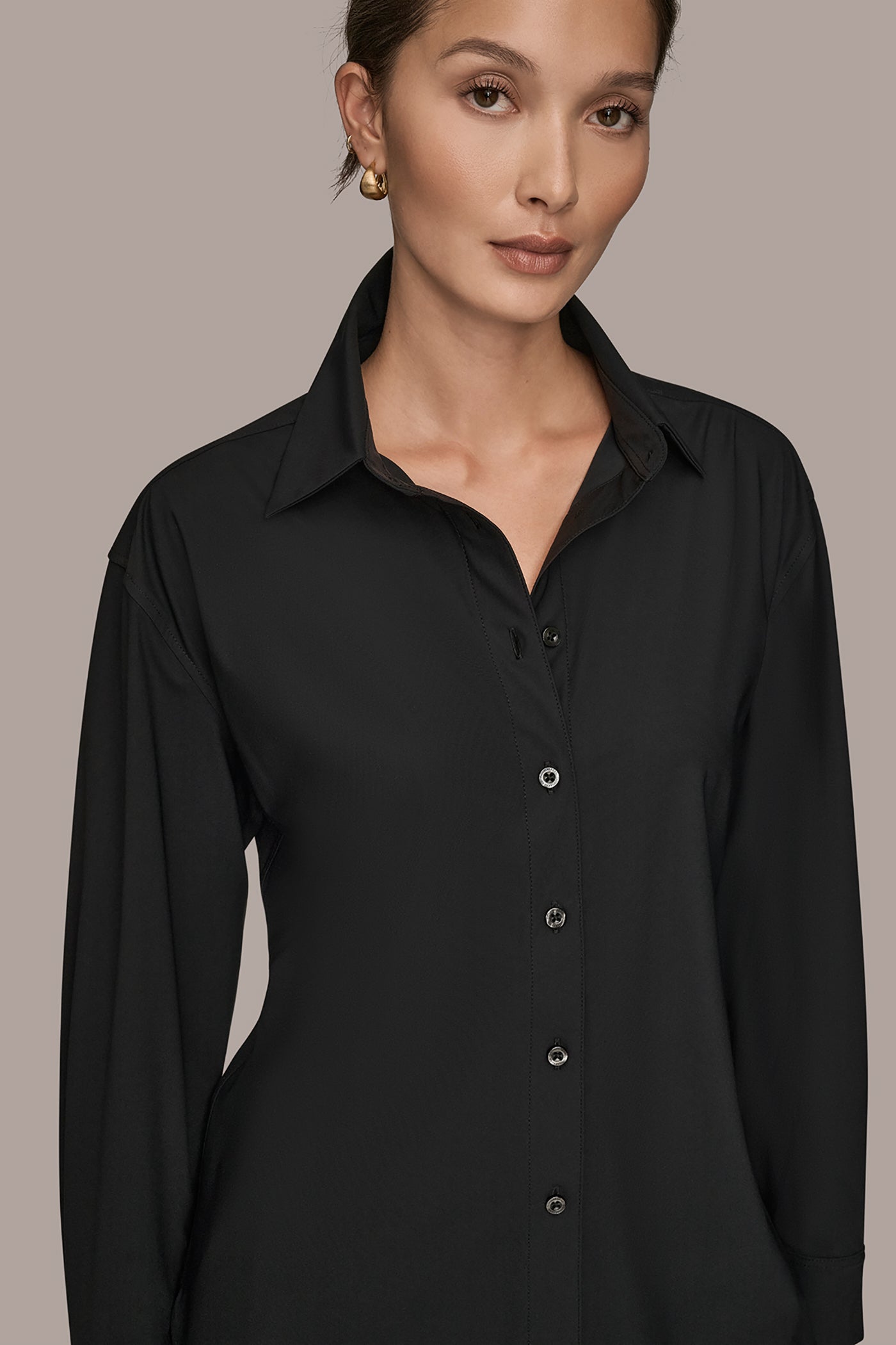 Black THE MODERN TRAVEL BUTTON-DOWN SHIRT Donna Karan