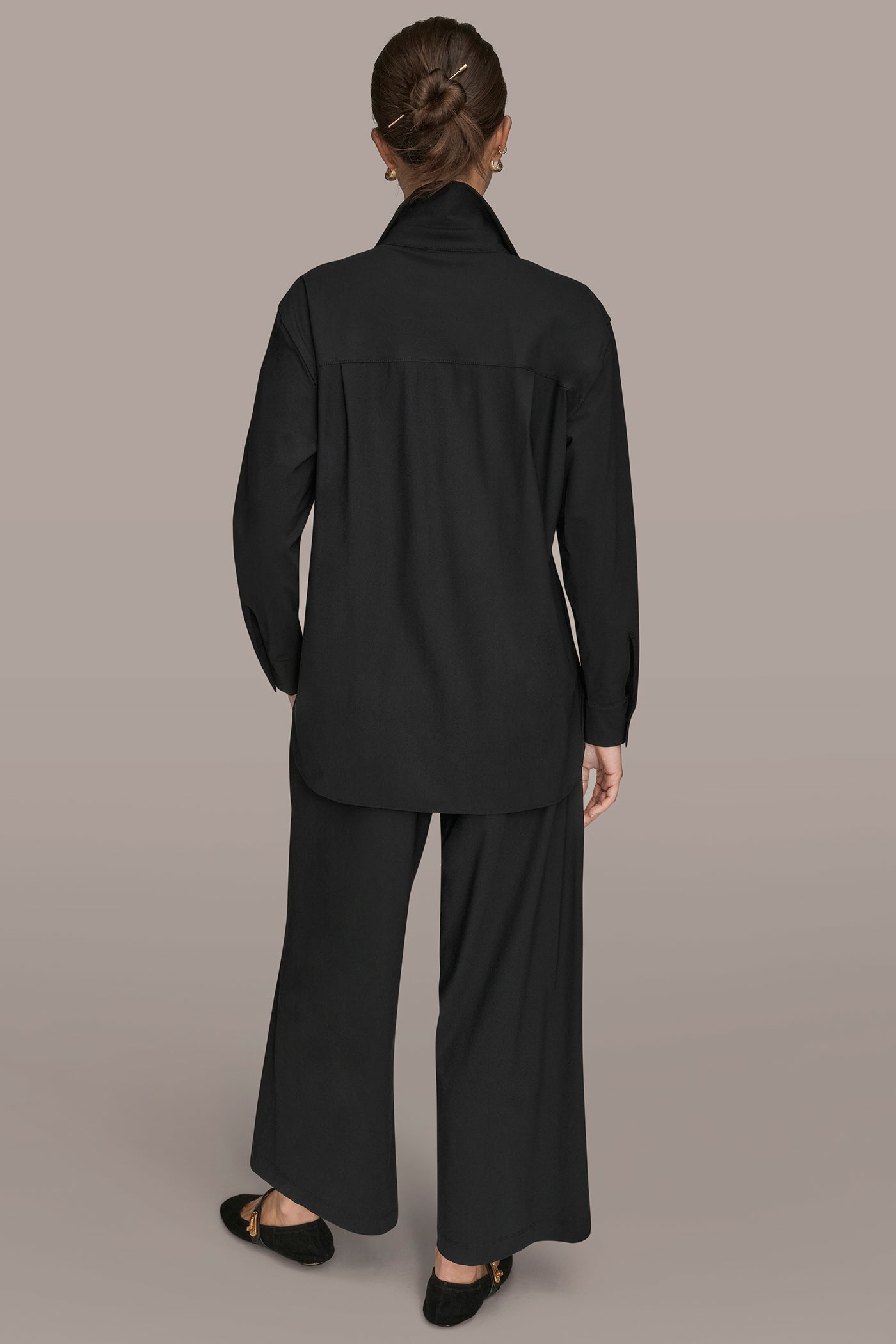 Black THE MODERN TRAVEL BUTTON-DOWN SHIRT Donna Karan