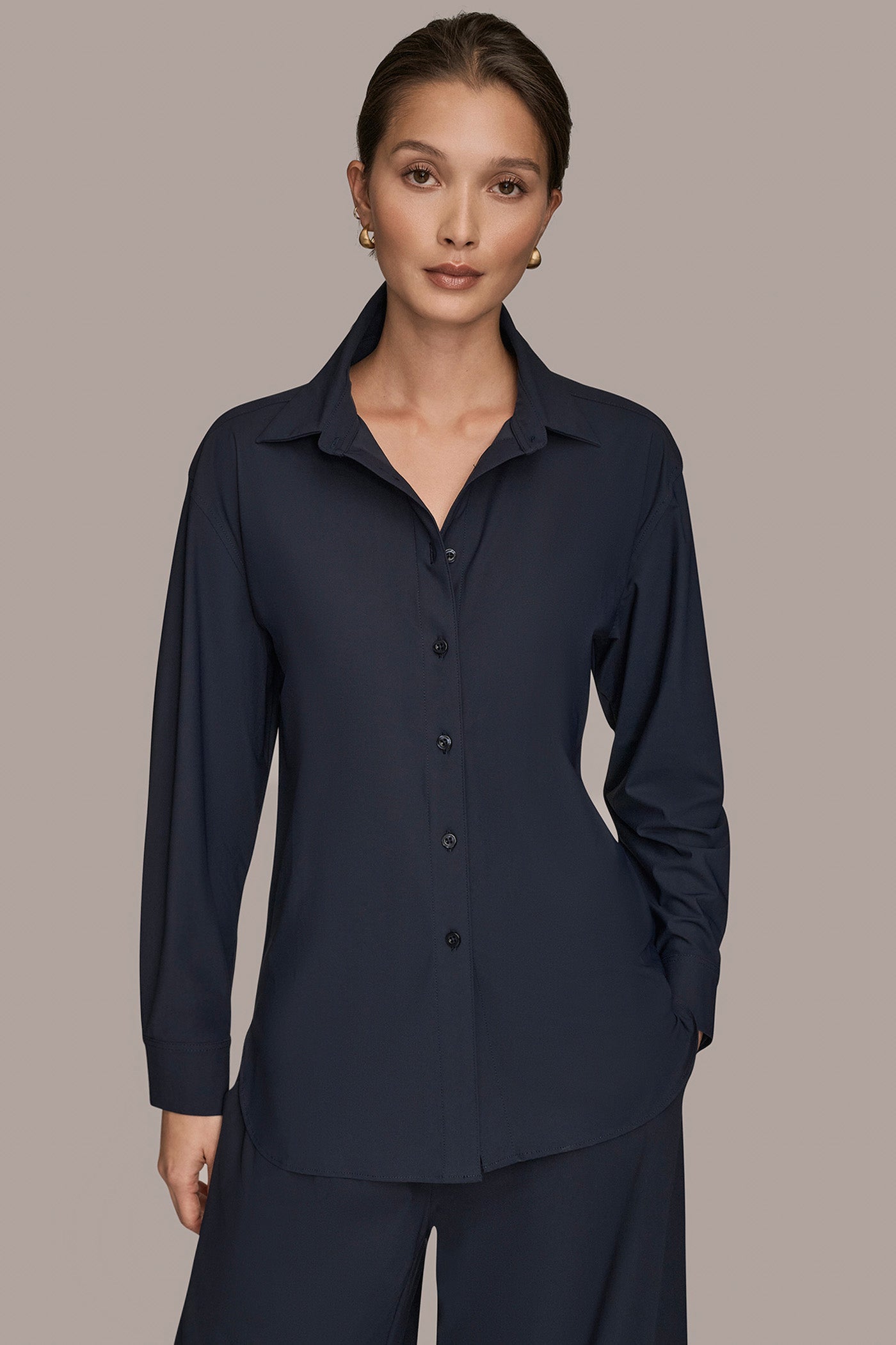 NIGHTFALL THE MODERN TRAVEL BUTTON-DOWN SHIRT Donna Karan
