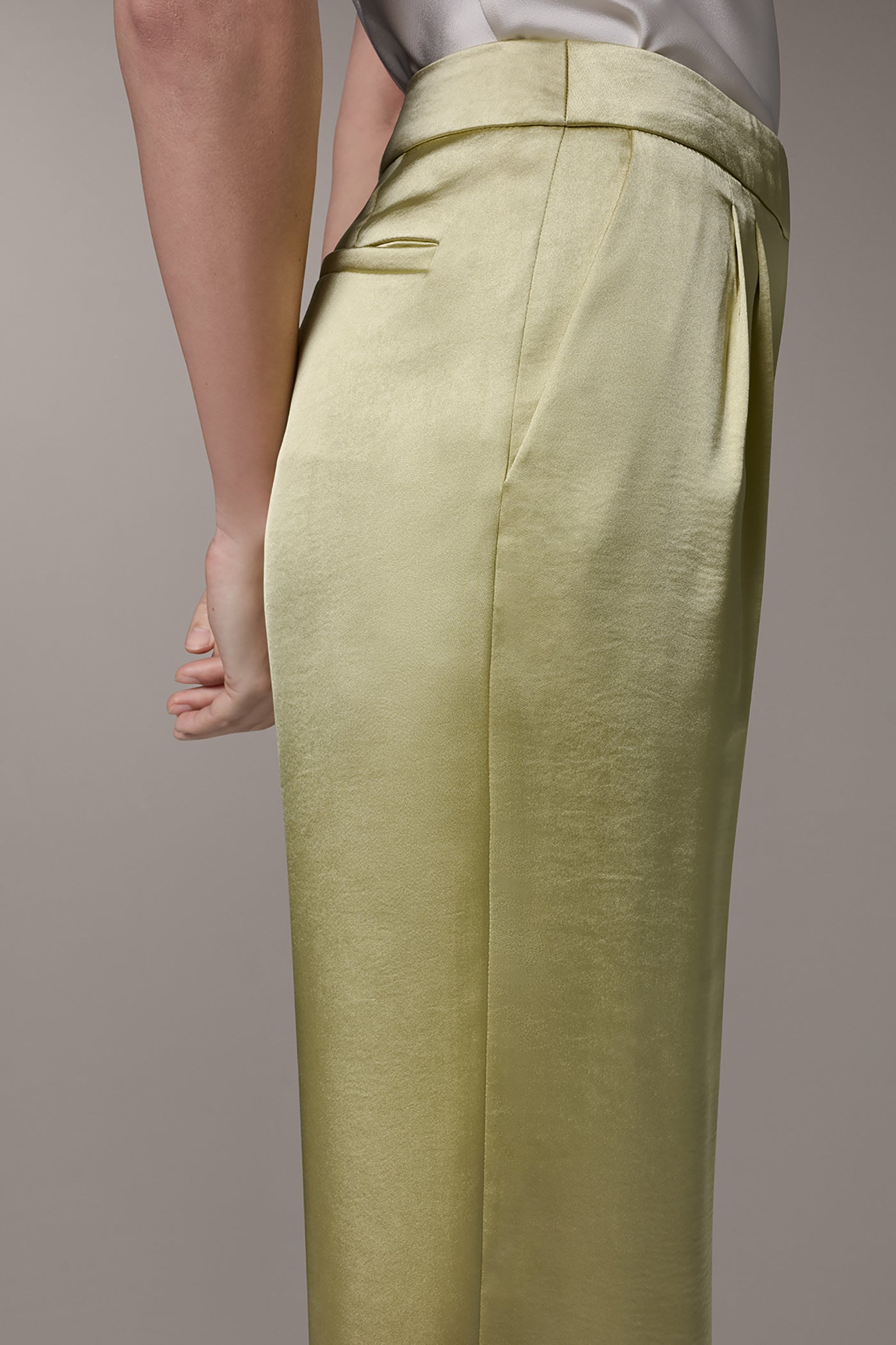 Citrus MID-RISE PLEATED WIDE-LEG PANT Donna Karan