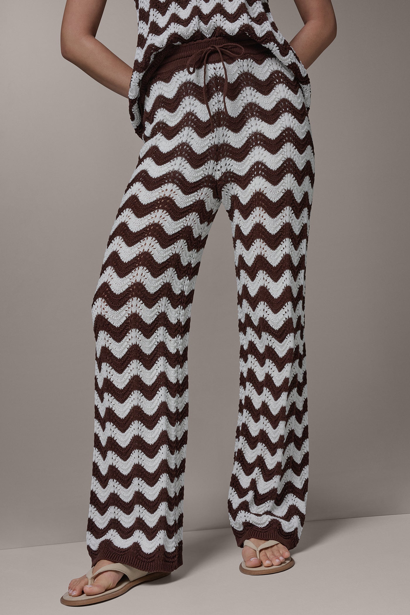 Canyon/Cream HIGH-RISE POINTELLE STRIPE PULL ON PANT Donna Karan