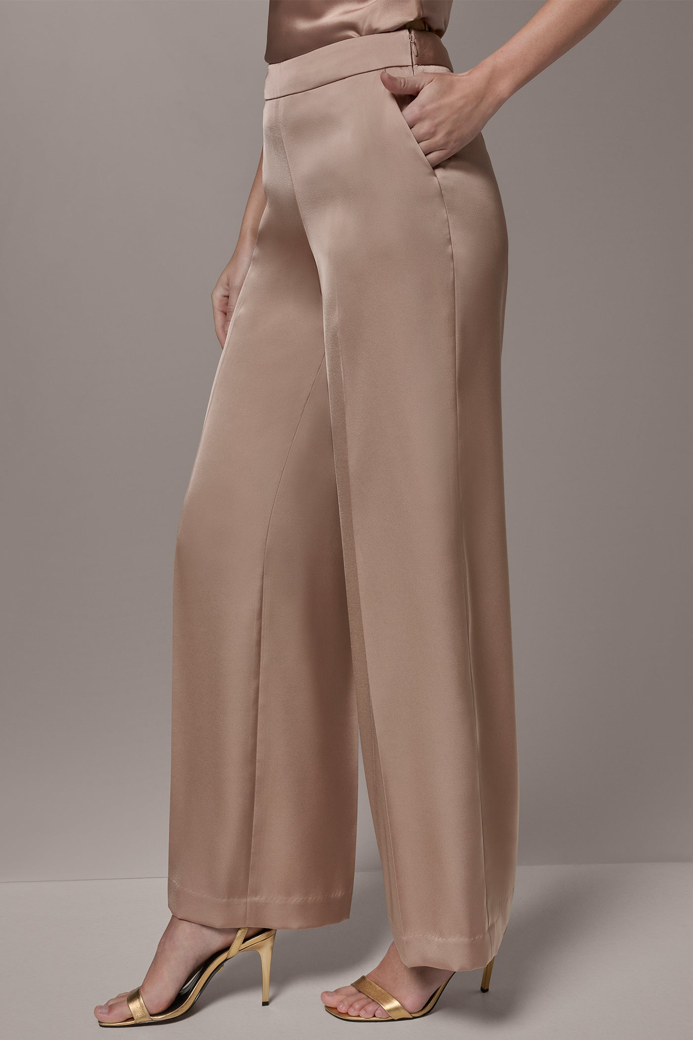 Umbria SATIN EXTRA HIGH-RISE WIDE-LEG SUIT PANT Donna Karan