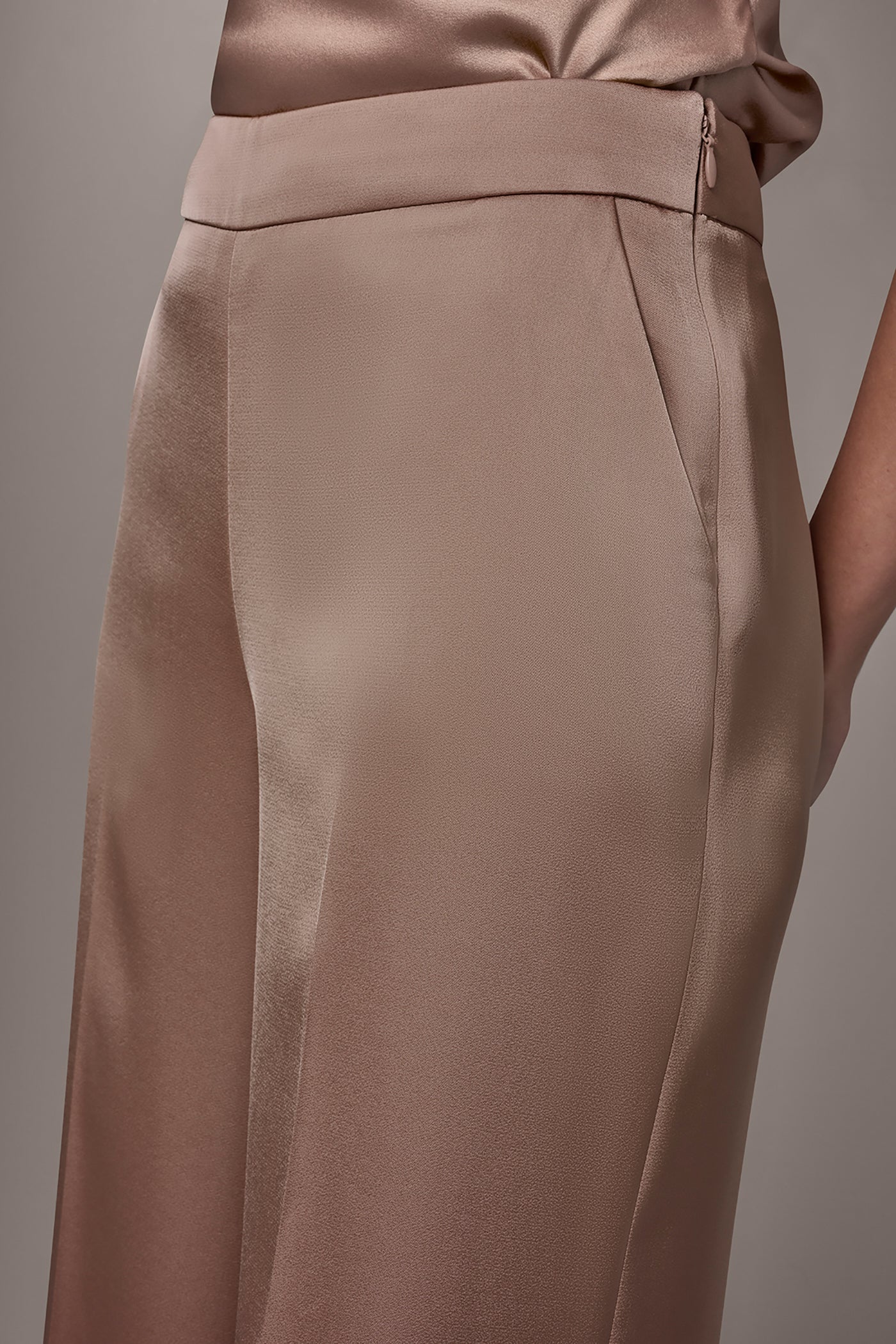 Umbria SATIN EXTRA HIGH-RISE WIDE-LEG SUIT PANT Donna Karan