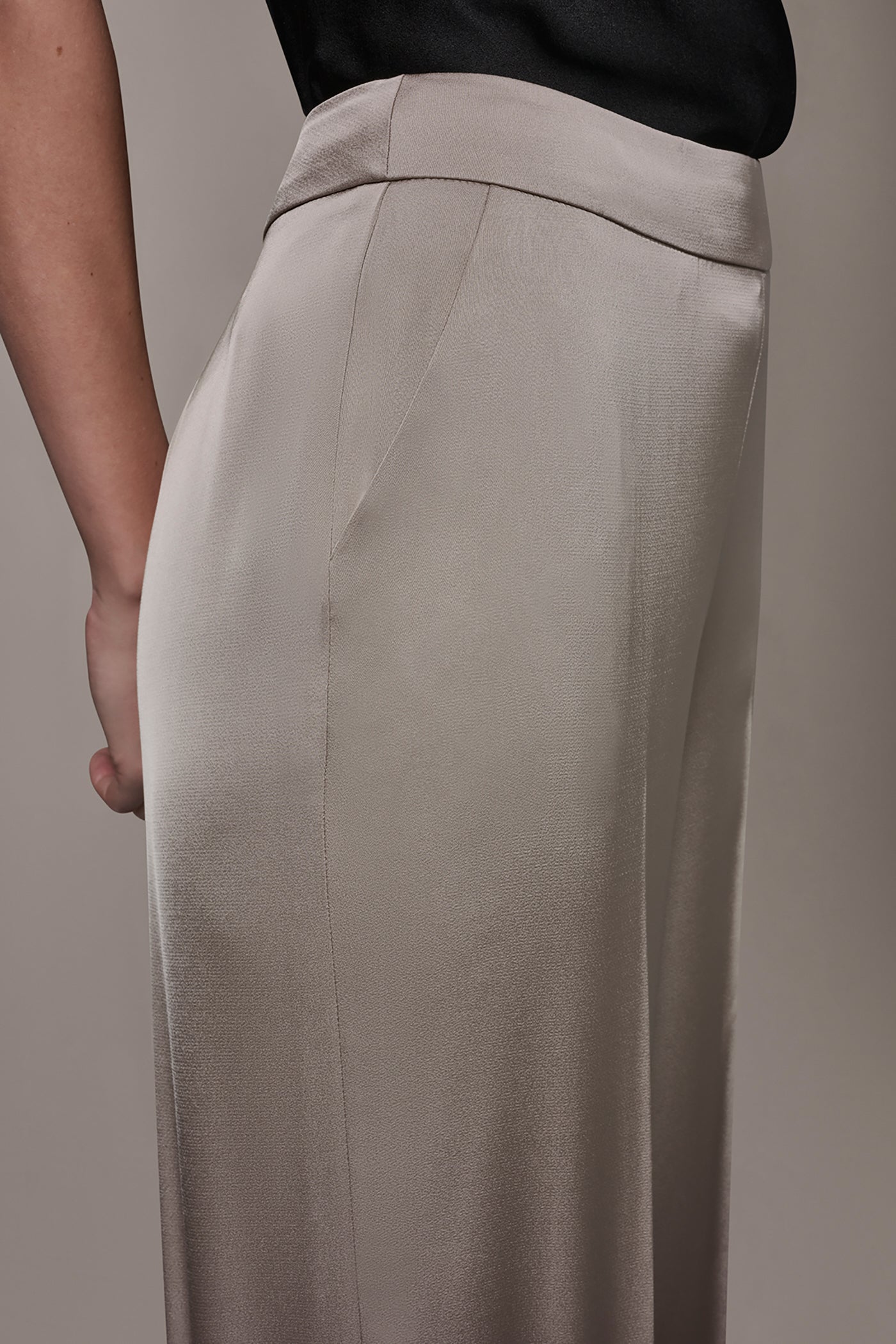 Turin SATIN EXTRA HIGH-RISE WIDE-LEG SUIT PANT Donna Karan