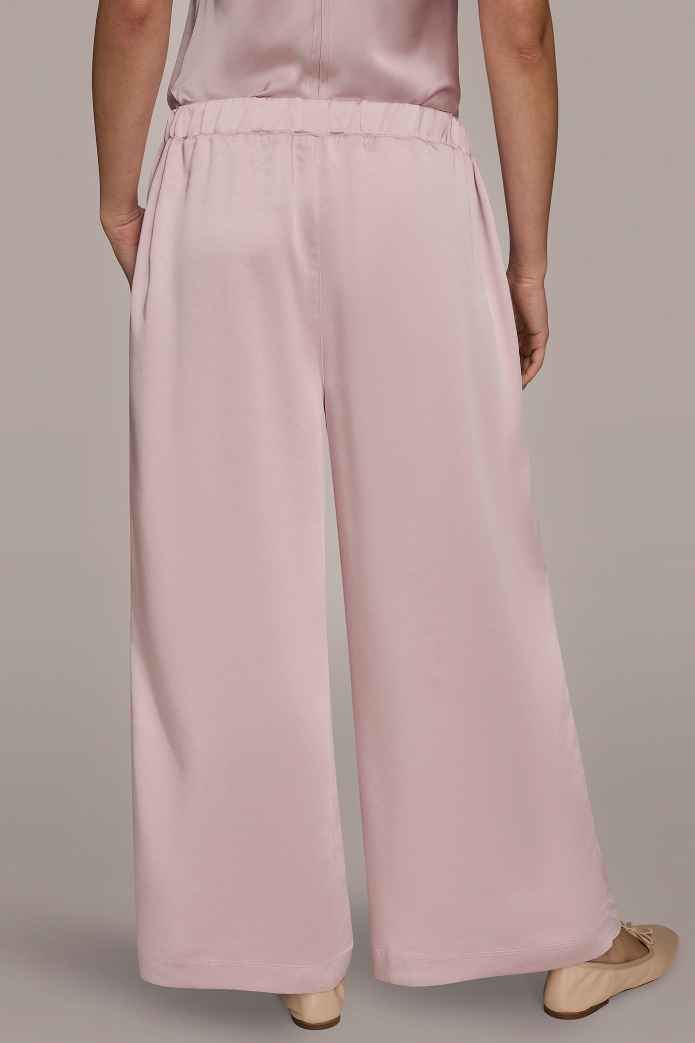 PINK WISTERIA SATIN MID-RISE RELAXED PANT Donna Karan