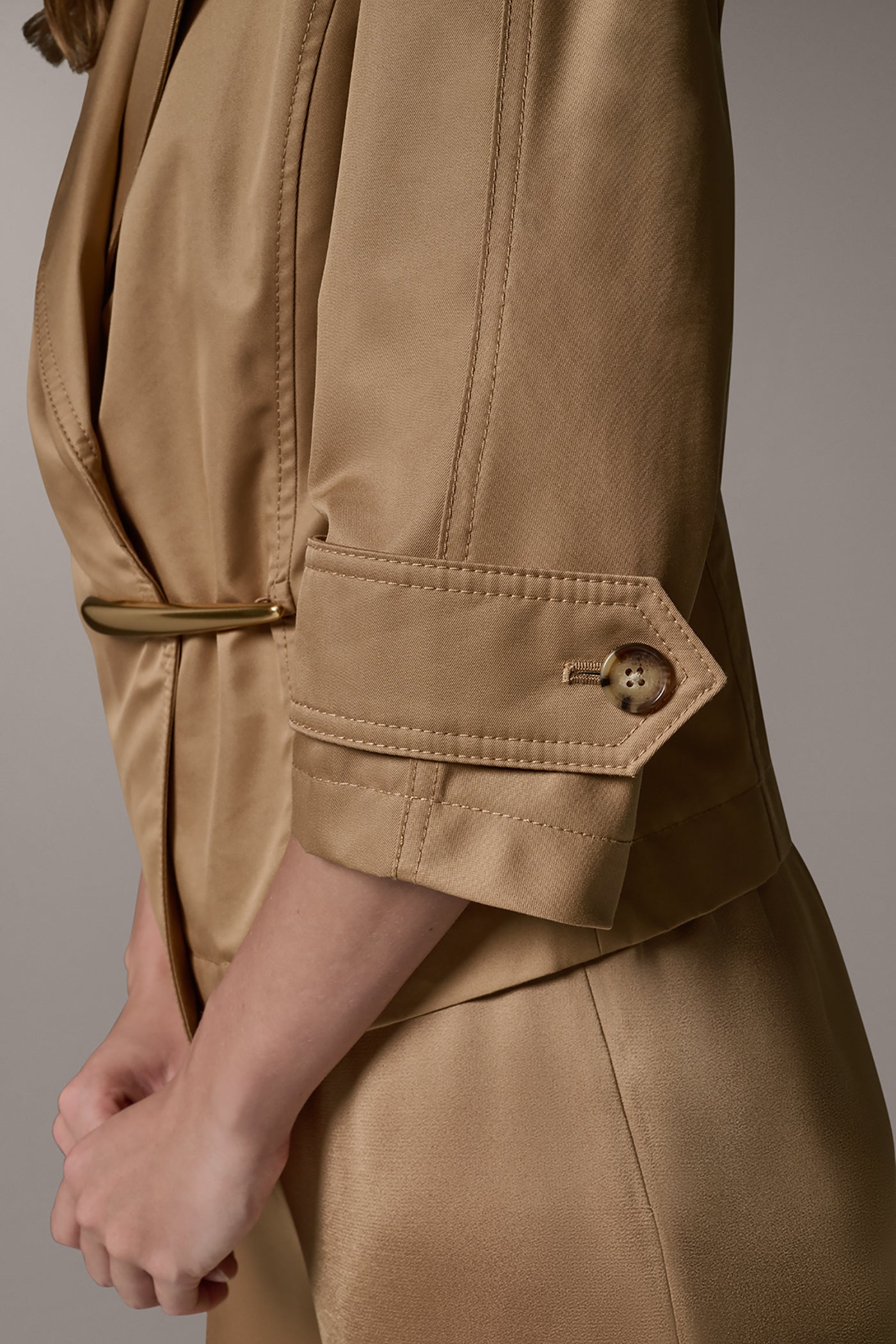 Fawn 3/4 SLEEVE WRAP JACKET Donna Karan