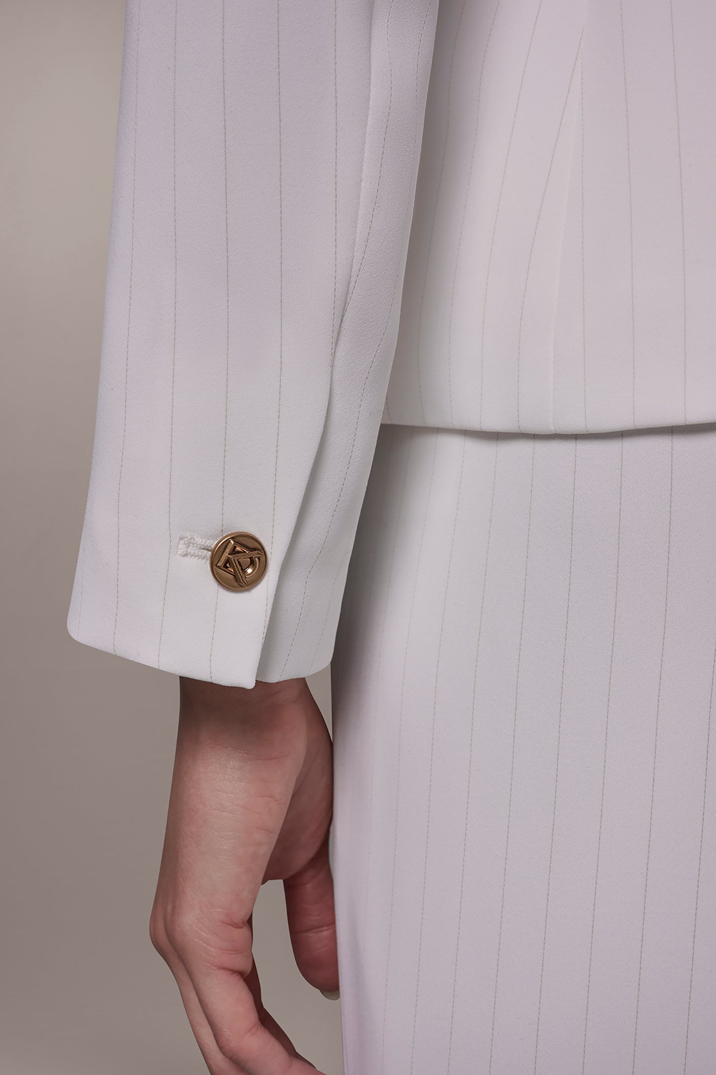 Cream/Tuscan Grey DOUBLE BREASTED PINSTRIPE SUIT BLAZER Donna Karan