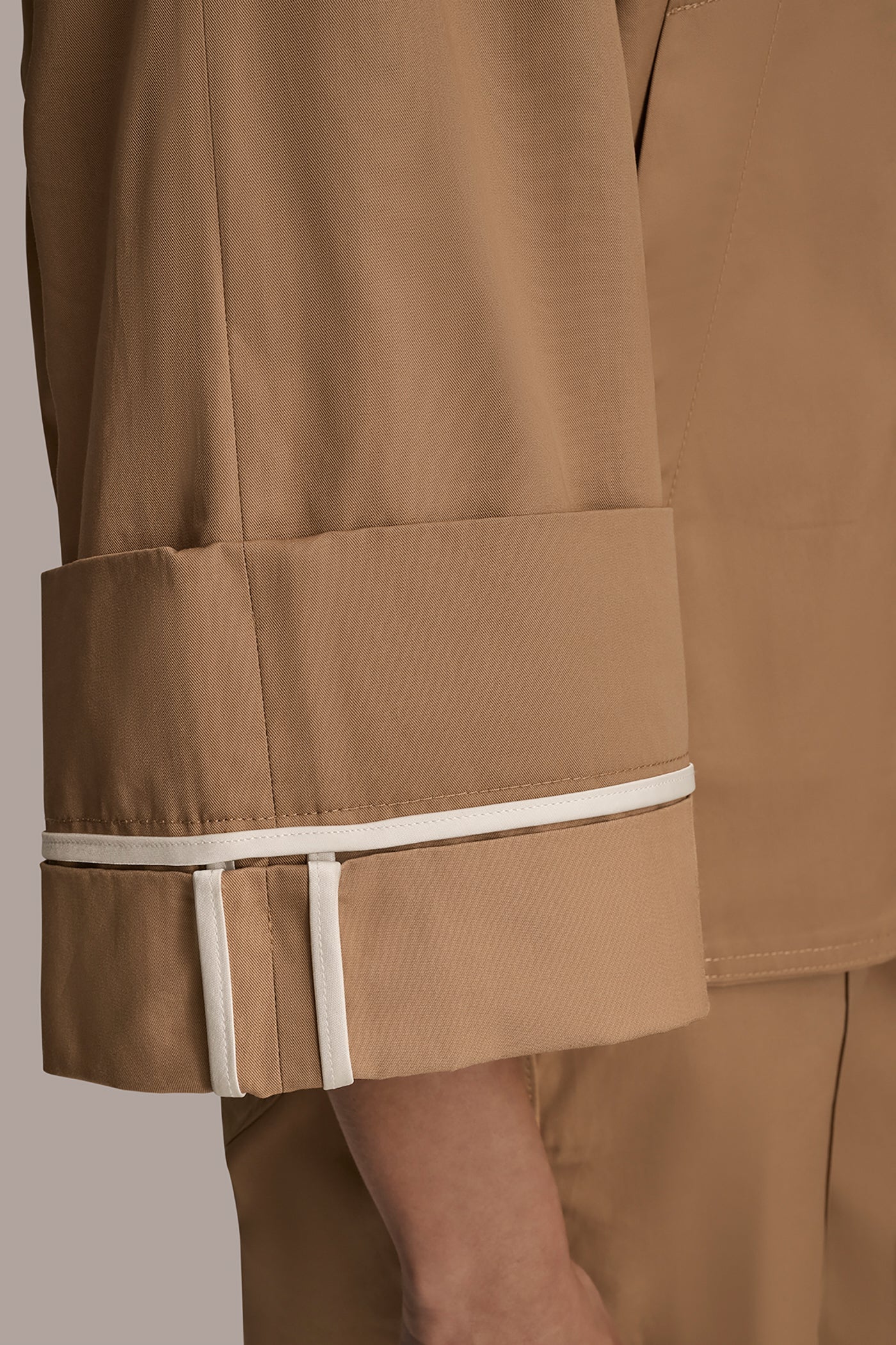 FAWN 3/4-SLEEVE COTTON GABARDINE SWING JACKET Donna Karan