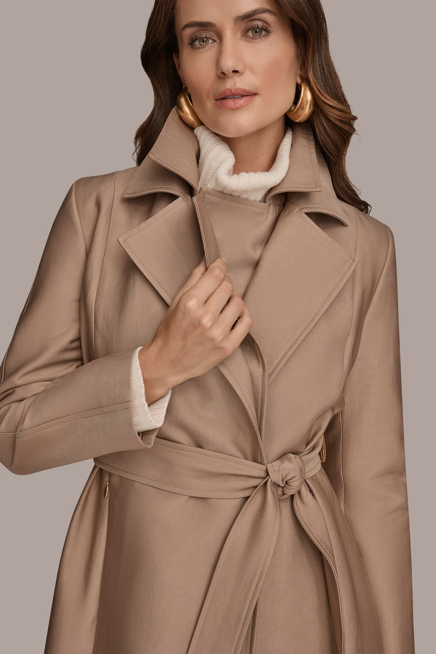 KHAKI DOUBLE COLLAR TRENCH Donna Karan