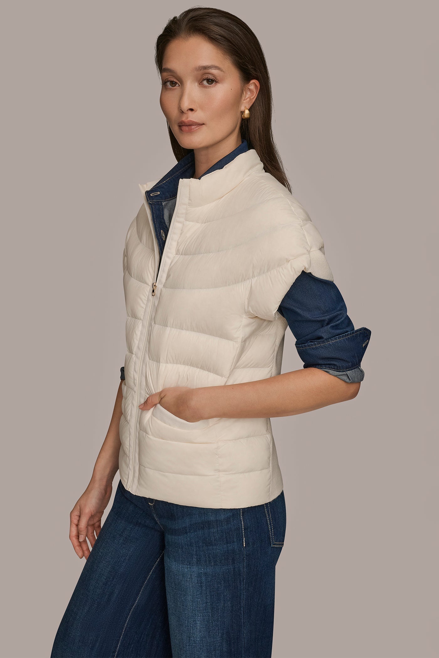 CREAM CAP SLEEVE PUFFER VEST Donna Karan