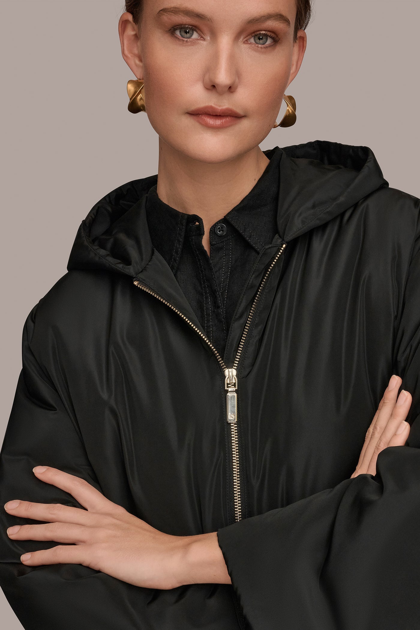 Black HOODED LIGHT QUILT JACKET Donna Karan