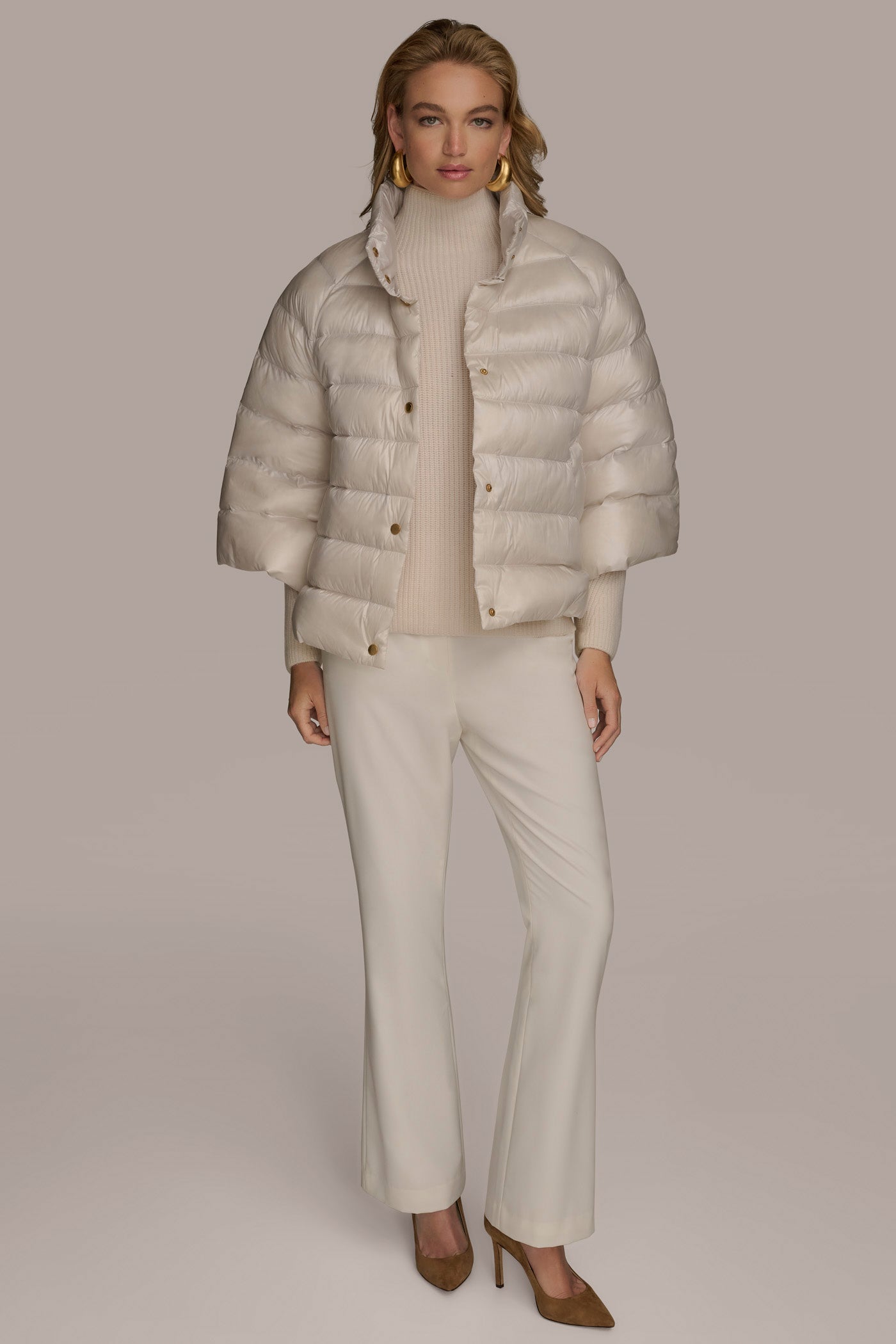 WHITE SAND PUFFER CAPE Donna Karan
