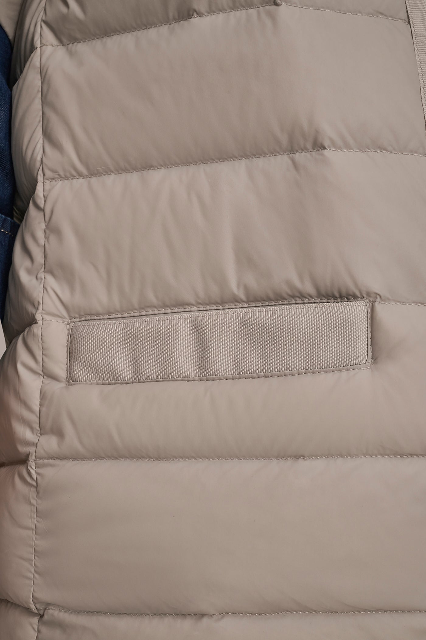 VAPOR CAP SLEEVE PUFFER VEST Donna Karan