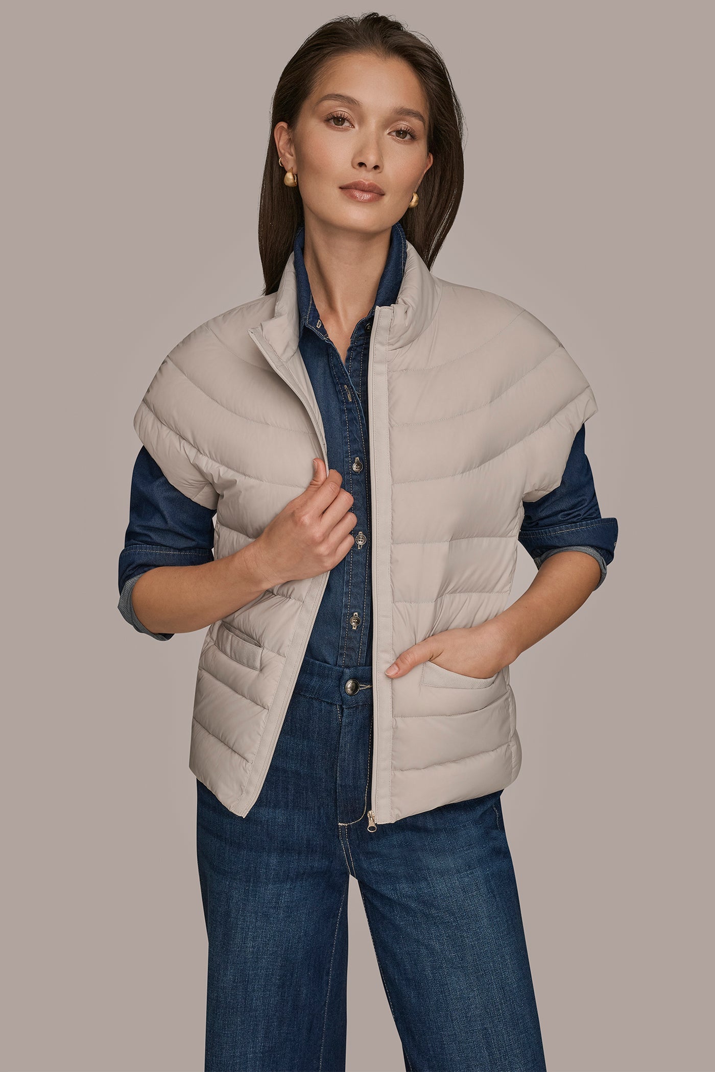 VAPOR CAP SLEEVE PUFFER VEST Donna Karan