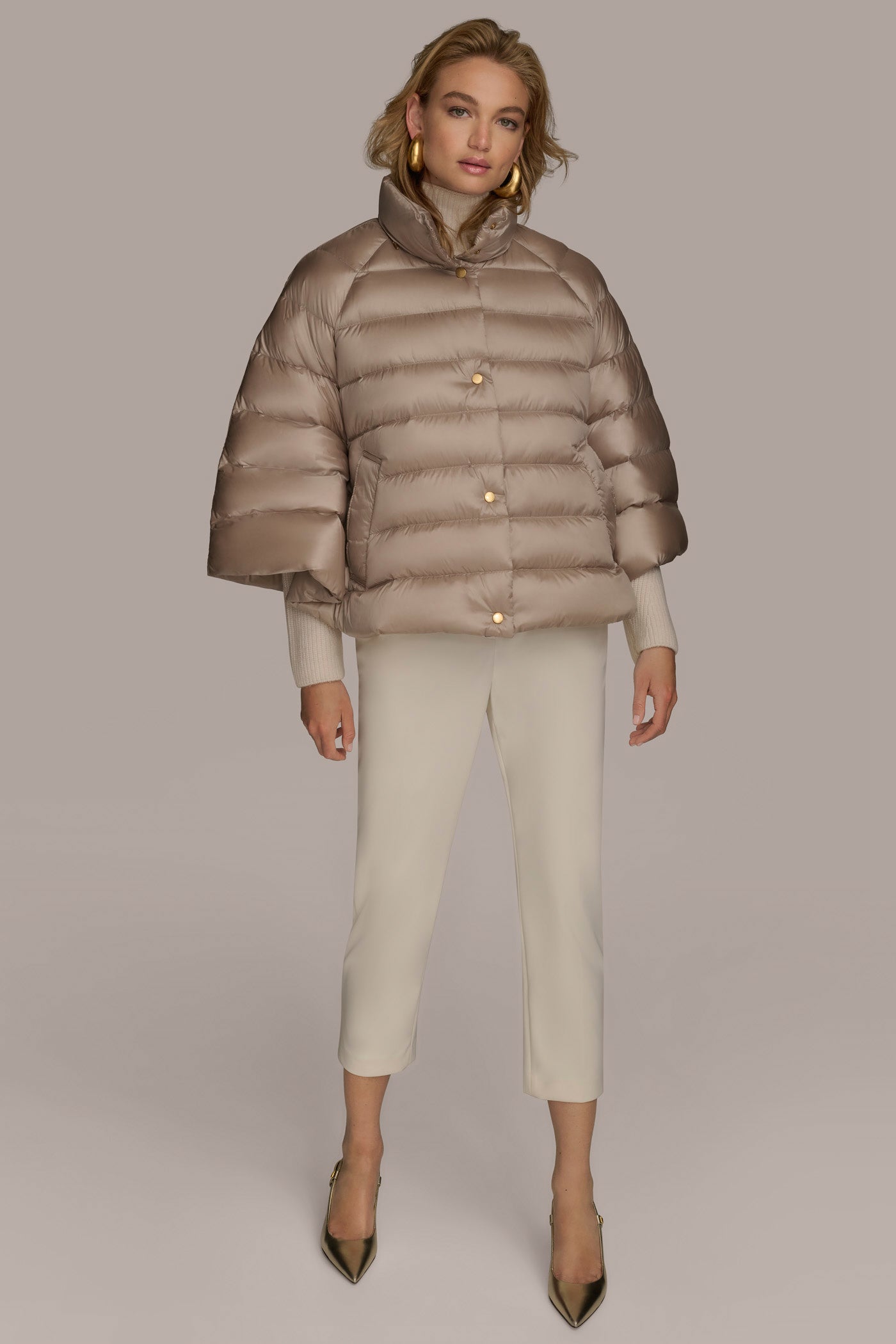 LATTE PUFFER CAPE Donna Karan