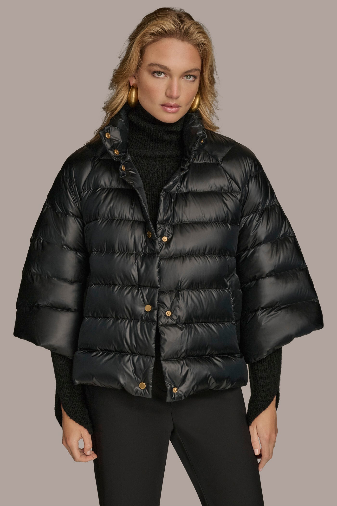 PEARLIZED BLACK PUFFER CAPE Donna Karan
