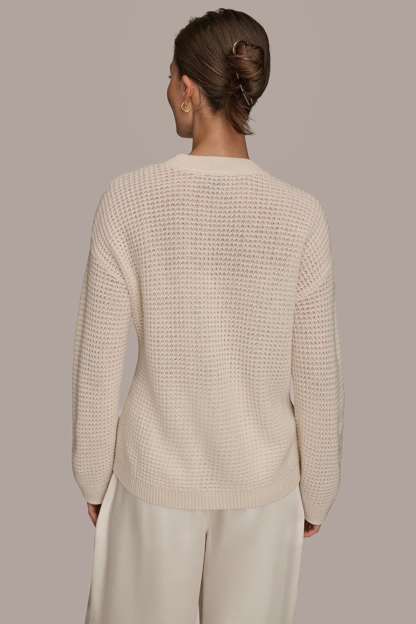 CREAM/GOLD WOOL AND CASHMERE-BLEND POCKET SWEATER Donna Karan