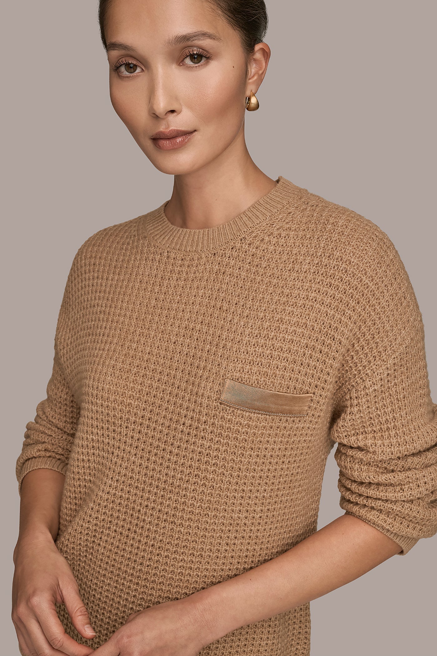 FAWN HEATHER/SILVER WOOL AND CASHMERE-BLEND POCKET SWEATER Donna Karan