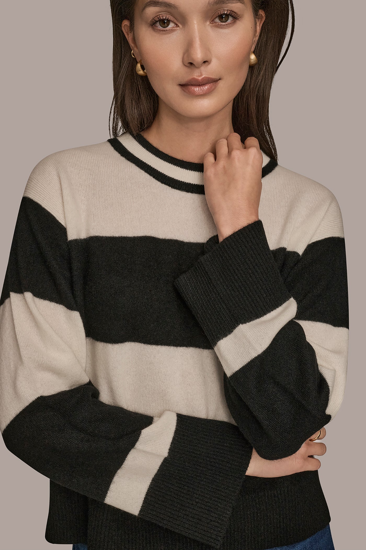 Black/Cream STRIPED CREWNECK BOXY SWEATER Donna Karan