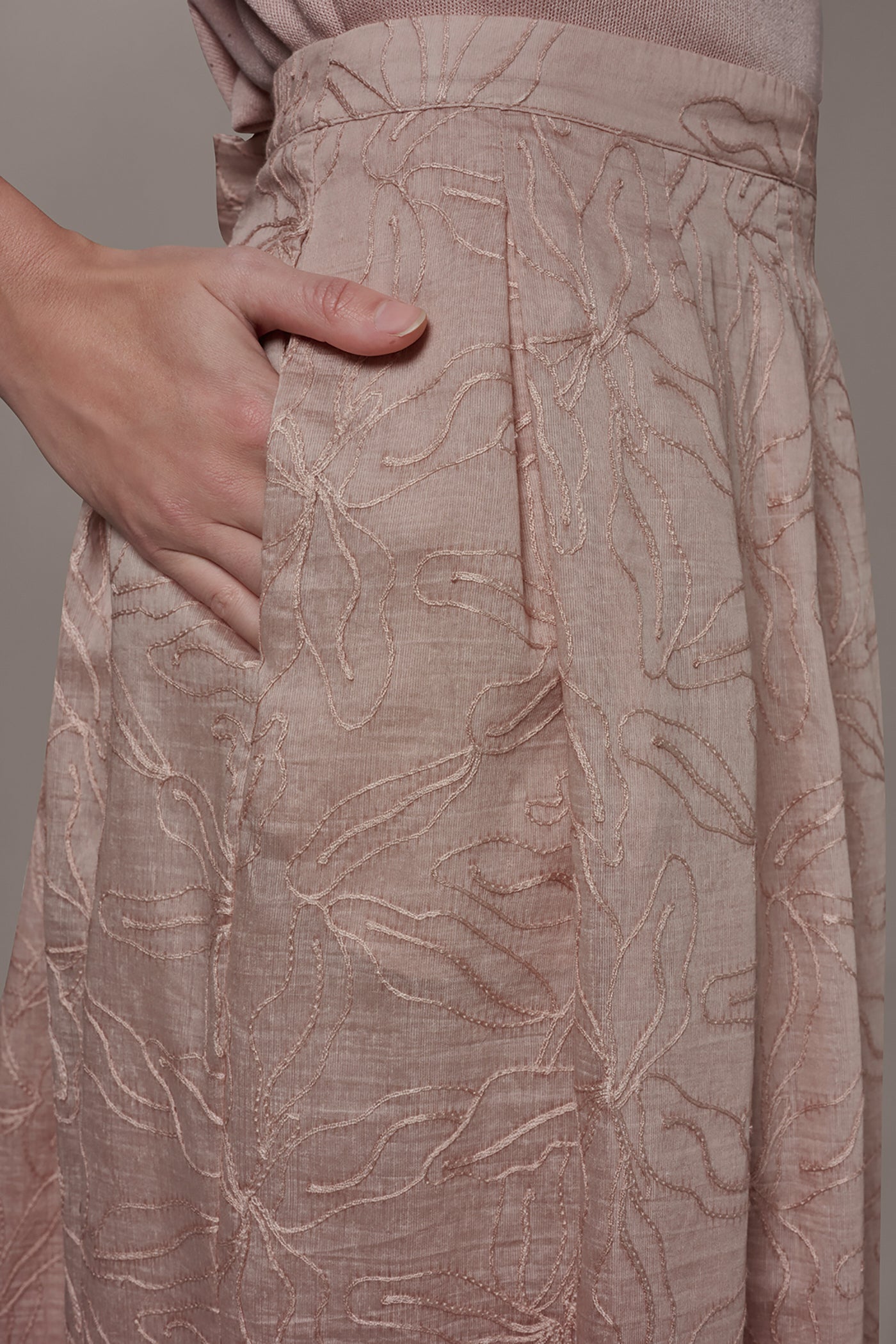 Snow Petal FLORAL EMBROIDERED PLEATED A-LINE SKIRT Donna Karan