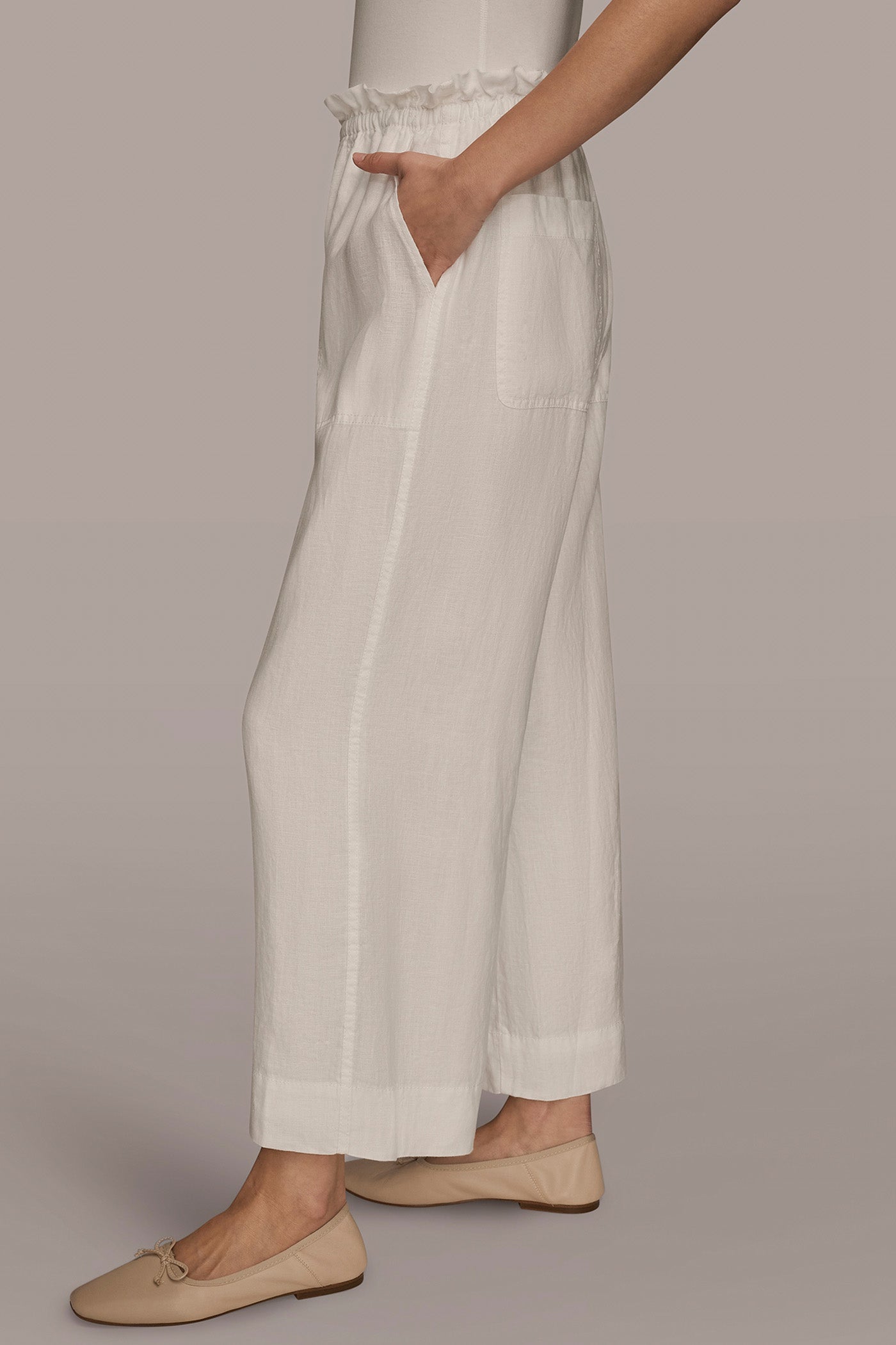 CREAM HIGH-RISE PAPERBAG PANT Donna Karan