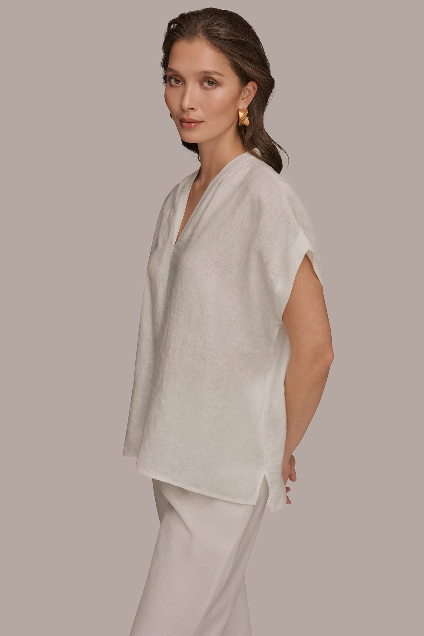 Cream LINEN SLEEVELESS BLOUSE Donna Karan