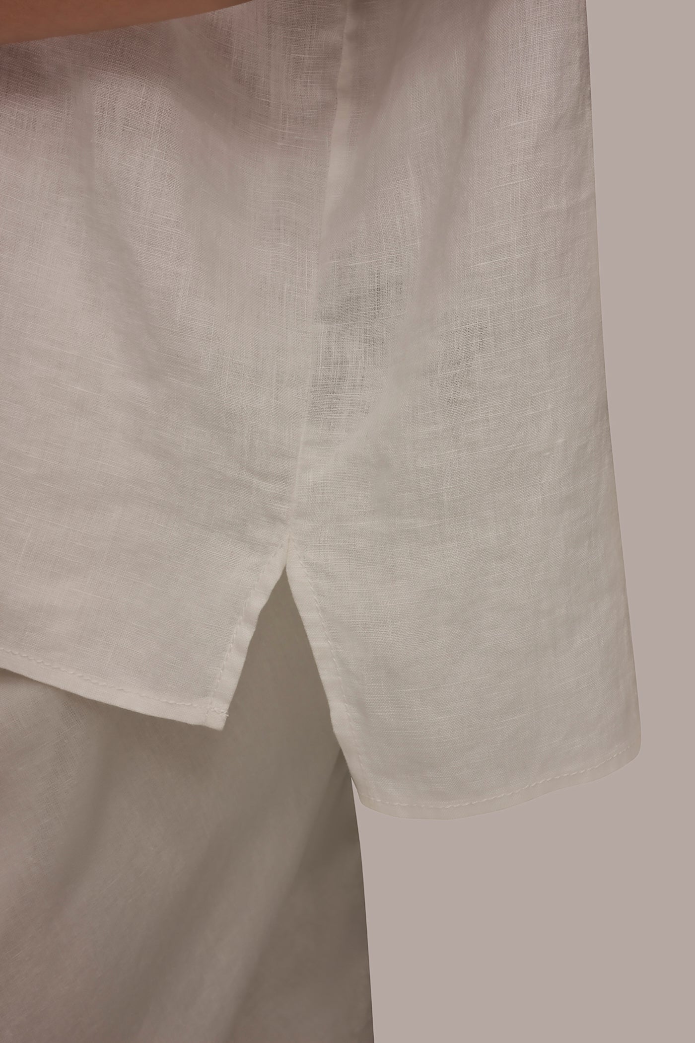 Cream LINEN SLEEVELESS BLOUSE Donna Karan