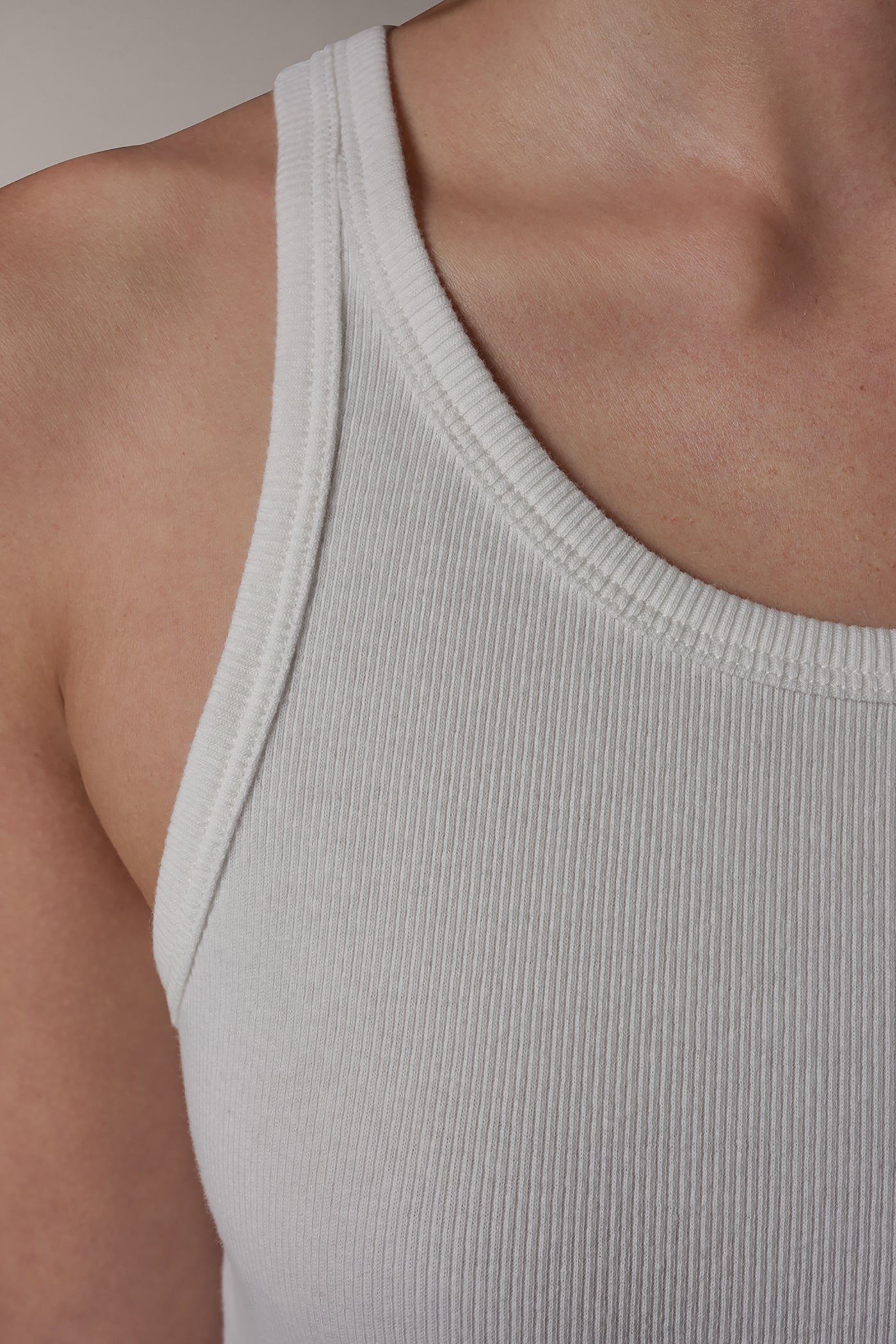 Cream SLEEVELESS HALTER TANK Donna Karan