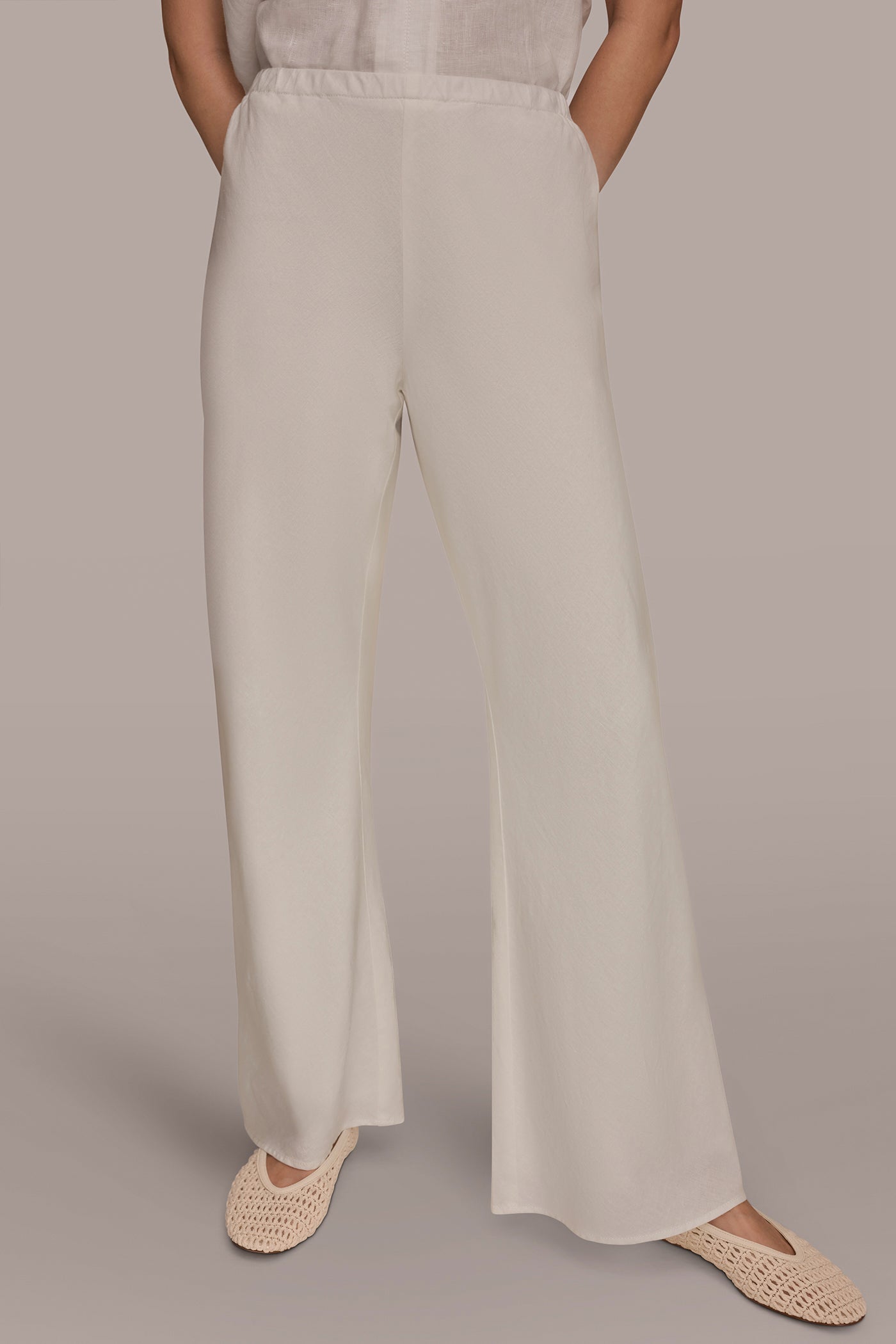 Cream MID-RISE RELAXED ANKLE PANT Donna Karan