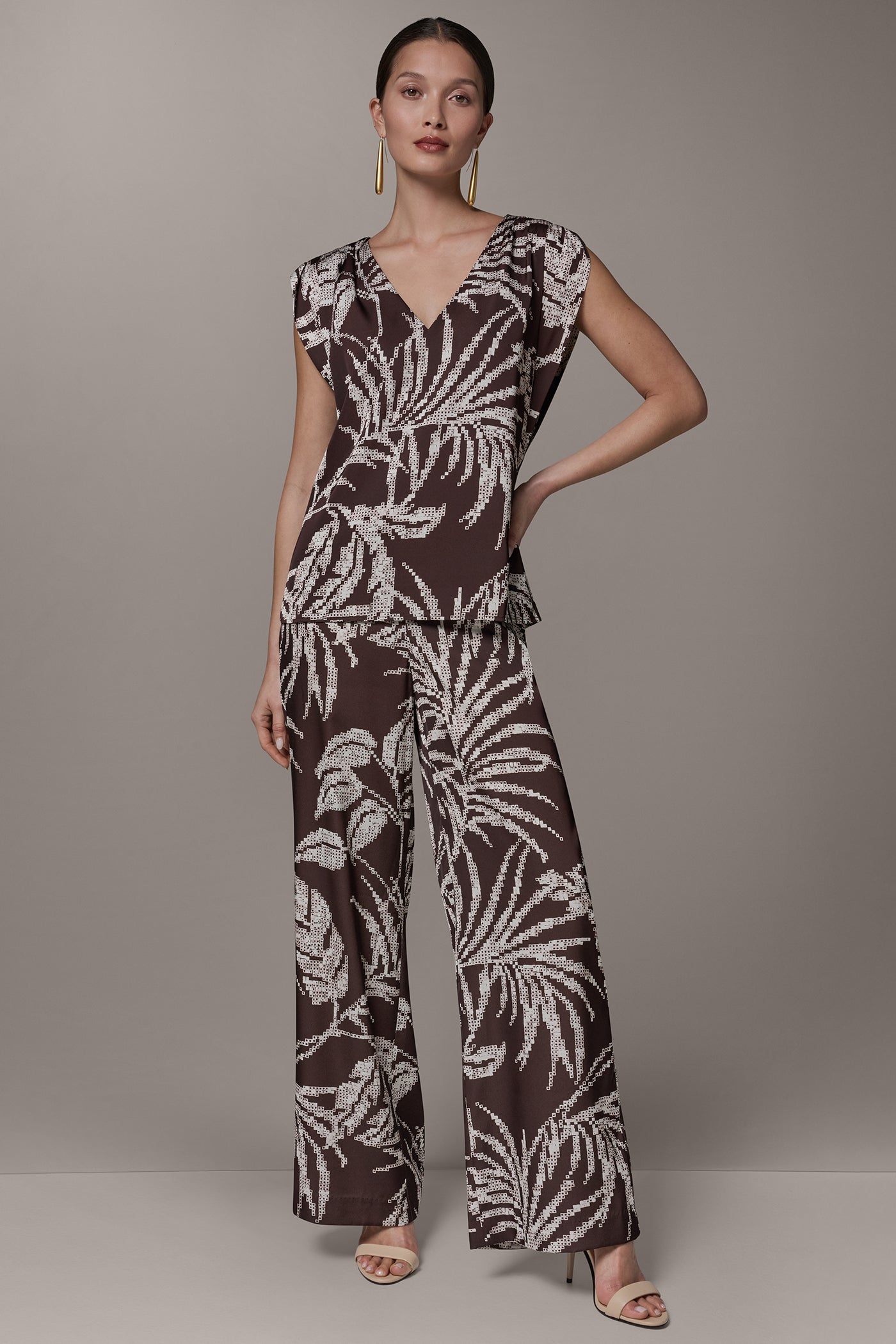 Canyon Multi SLEEVELESS EXTENDED SHOULDER TOP Donna Karan