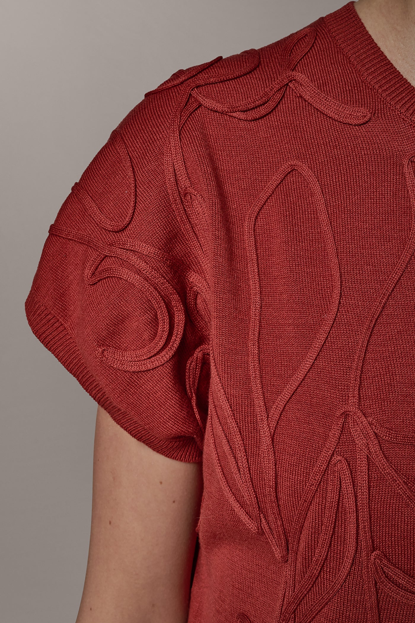 Sunbaked SHORT SLEEVE GEOMETRIC SWEATER Donna Karan
