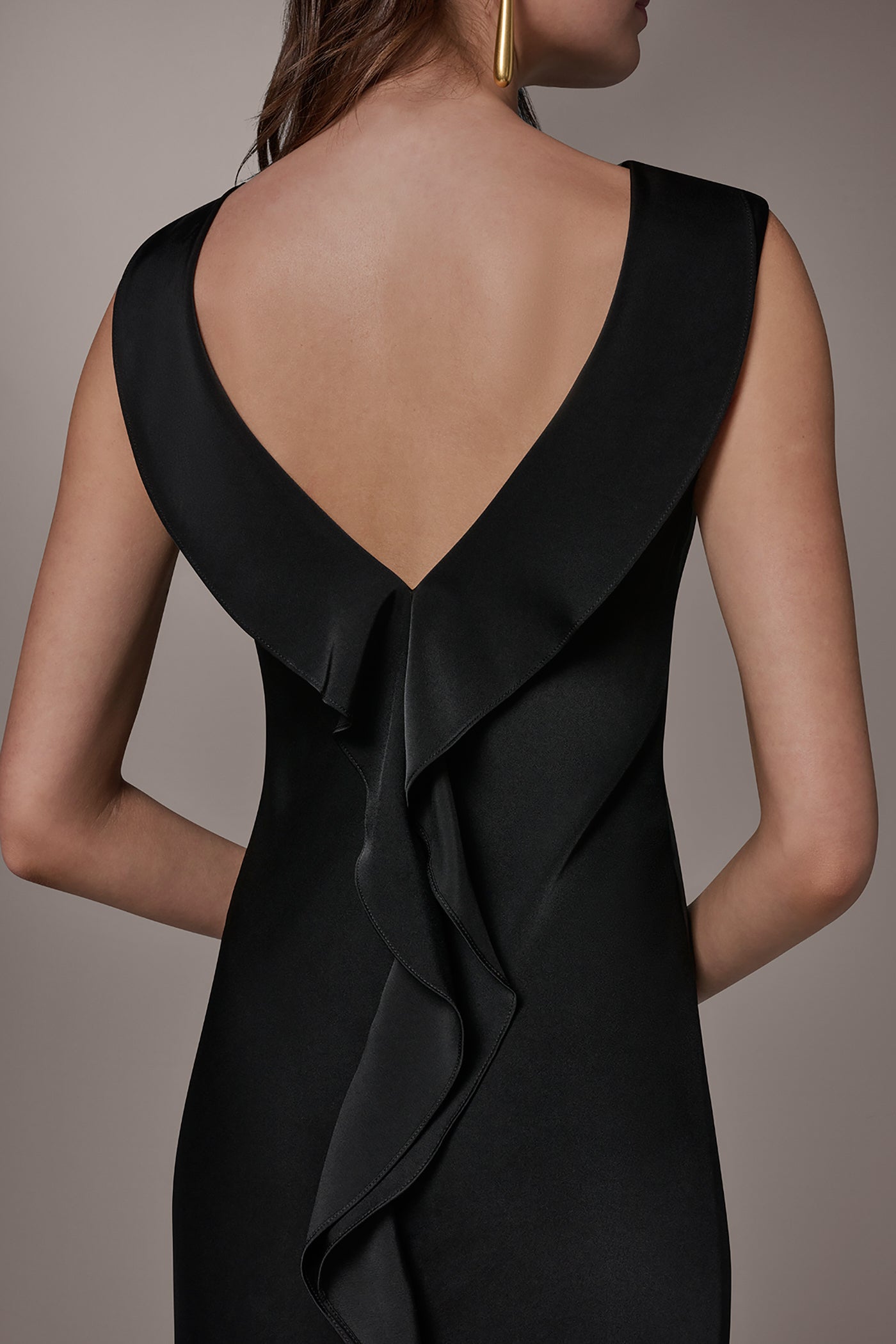 Black SATIN RUFFLE BACK GOWN Donna Karan