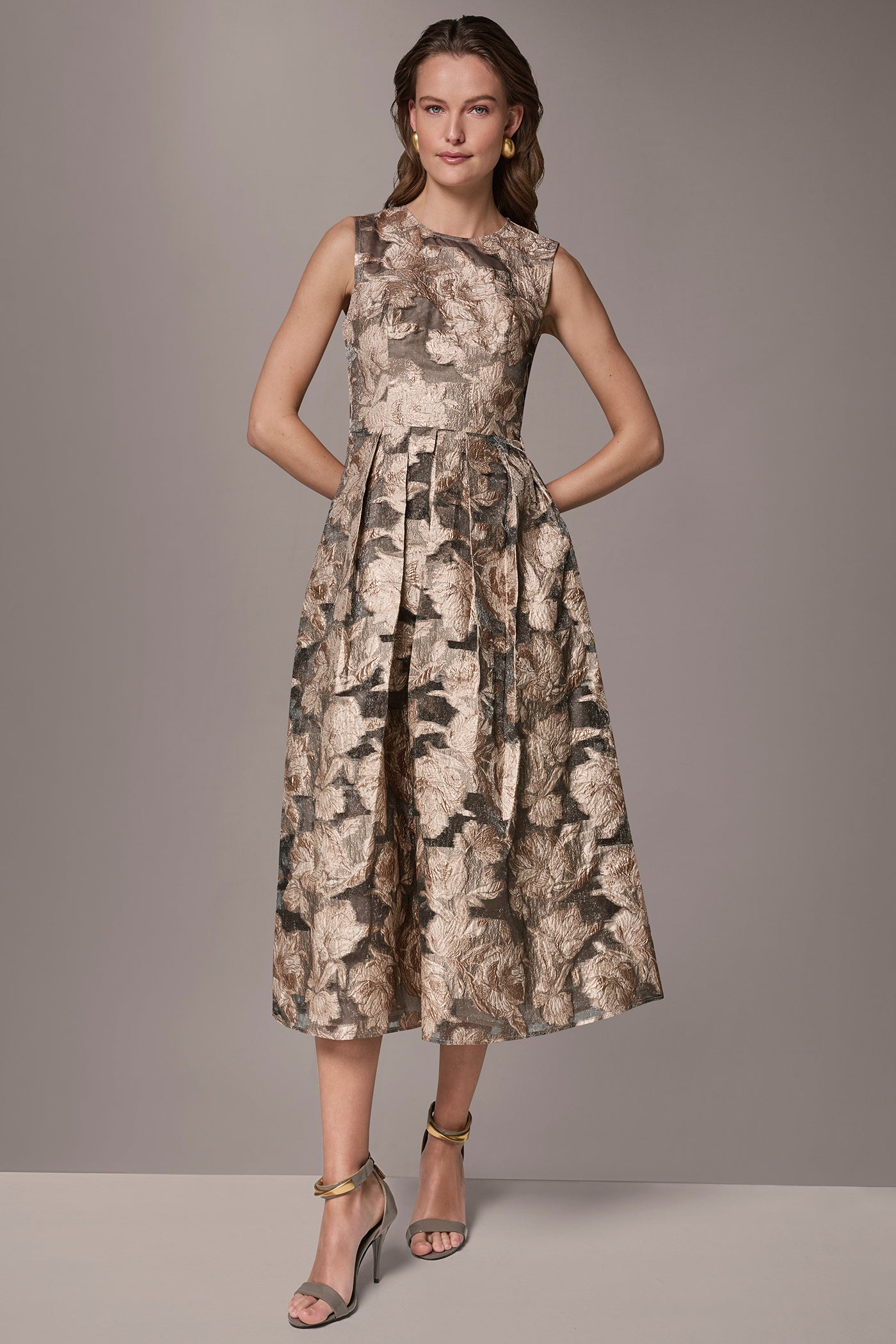 Snow Petal Multi FLORAL-JACQUARD MIDI GOWN Donna Karan
