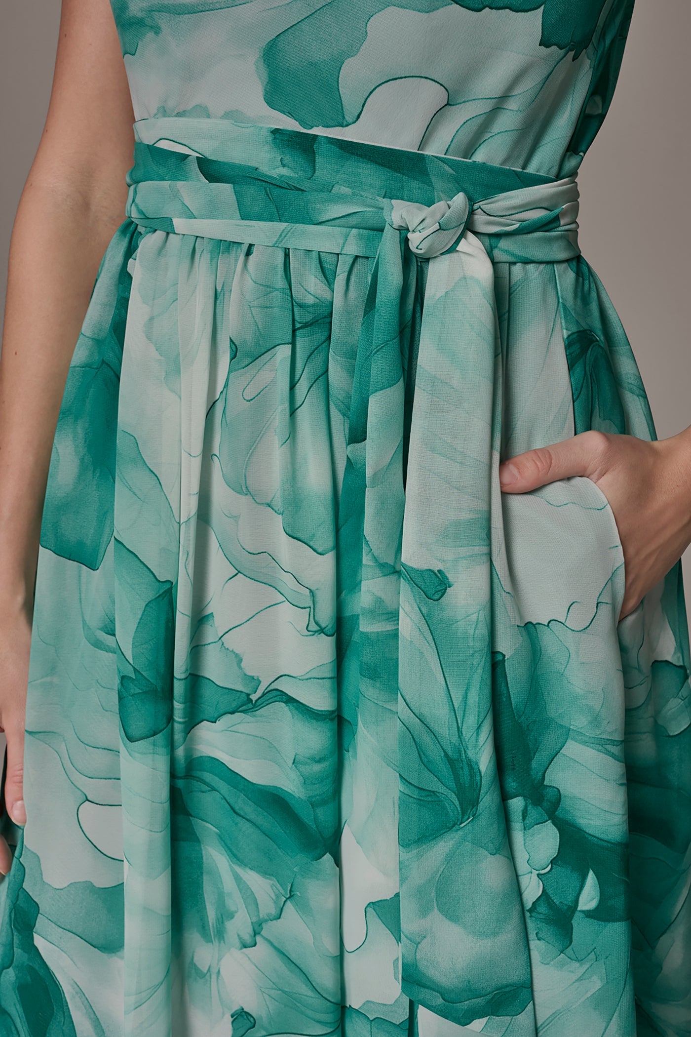 Lawn Multi CHIFFON FLORAL ONE-SHOULDER GOWN Donna Karan