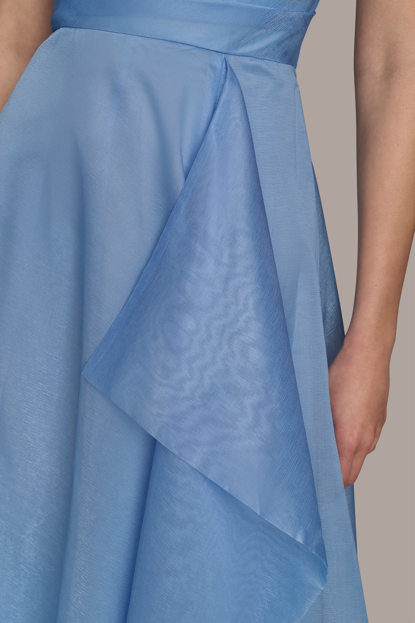 cielo ORGANZA STRAPLESS CASCADING GOWN Donna Karan