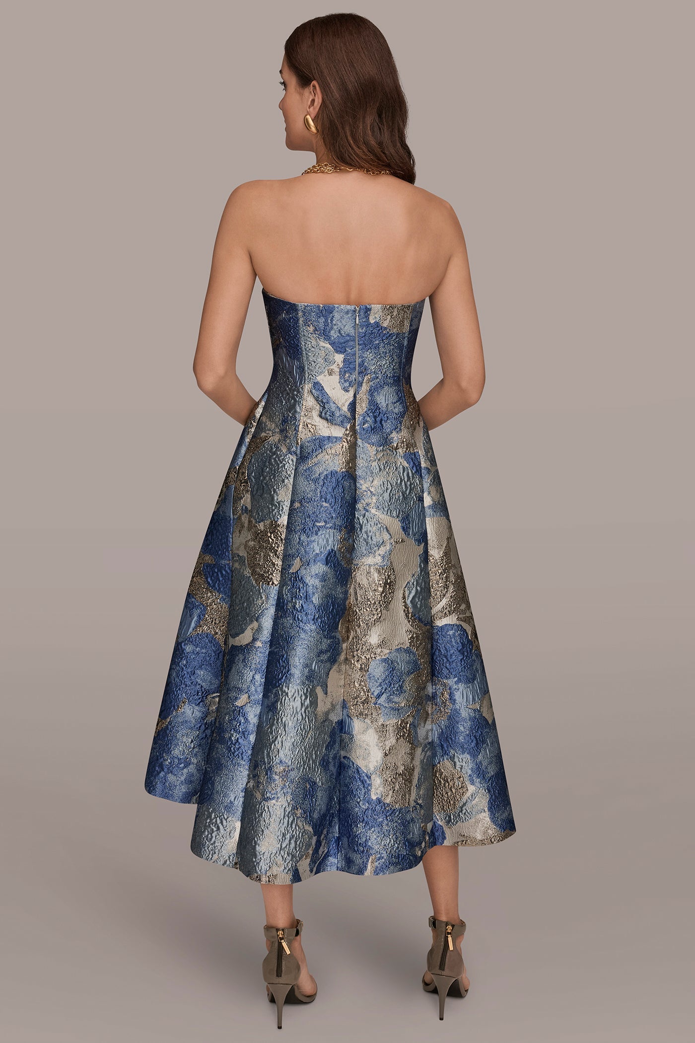Washed Indigo Multi METALLIC FLORAL-JACQUARD SLEEVELESS MIDI GOWN Donna Karan